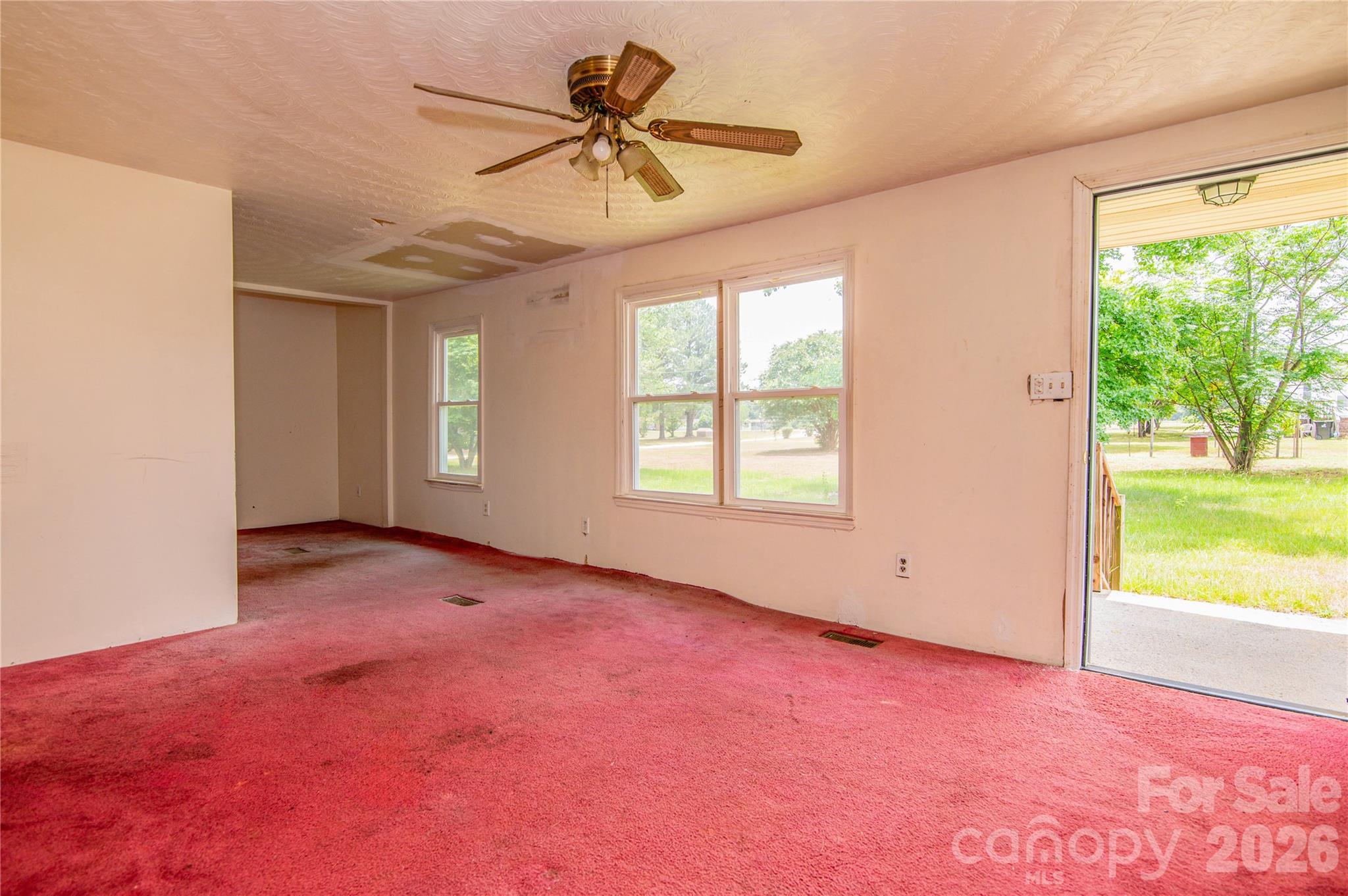 129 Sandy Ridge Lane Property Photo 6