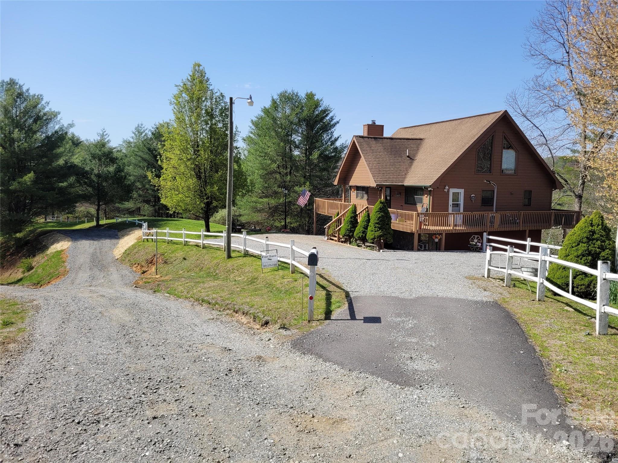 14 Zonia Lane Property Photo 3