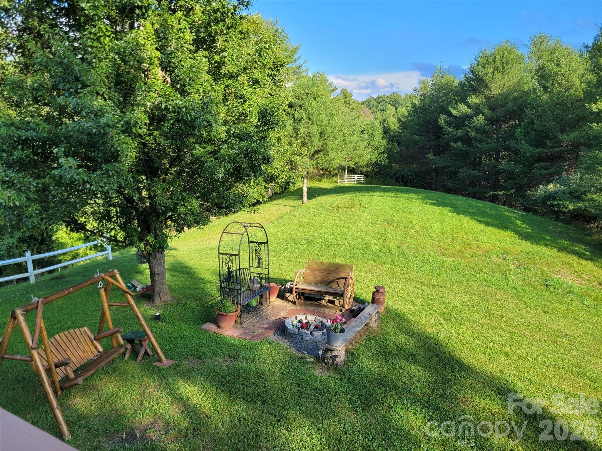 14 Zonia Lane Property Photo 8