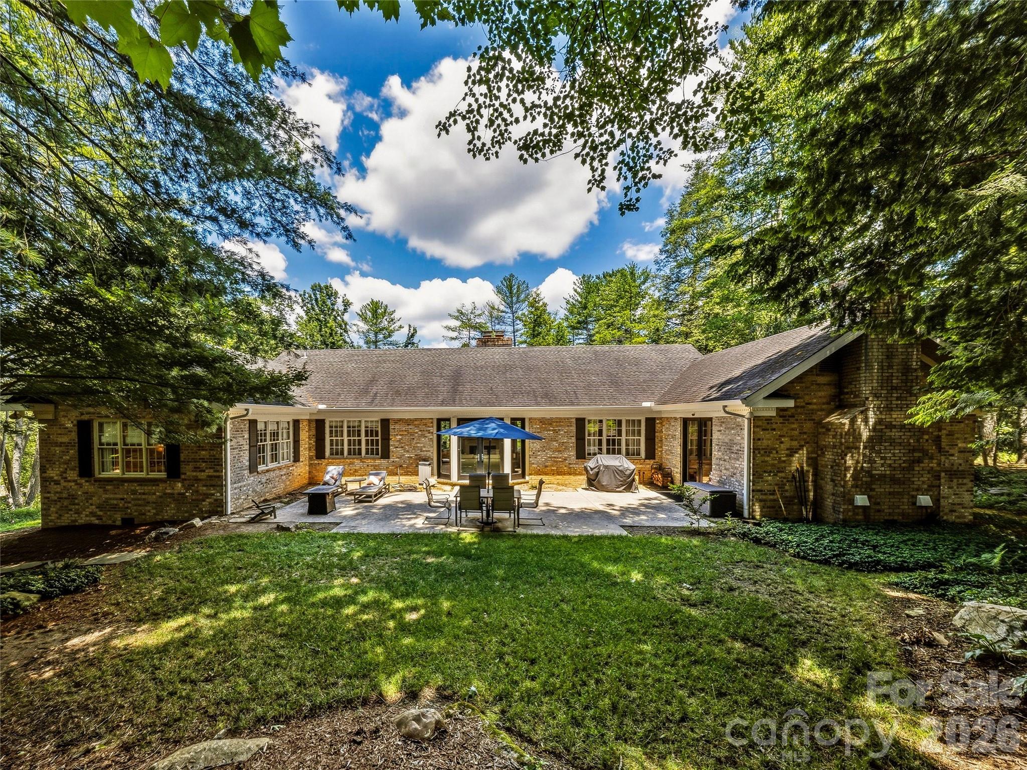4 Hemlock Road Property Photo 3