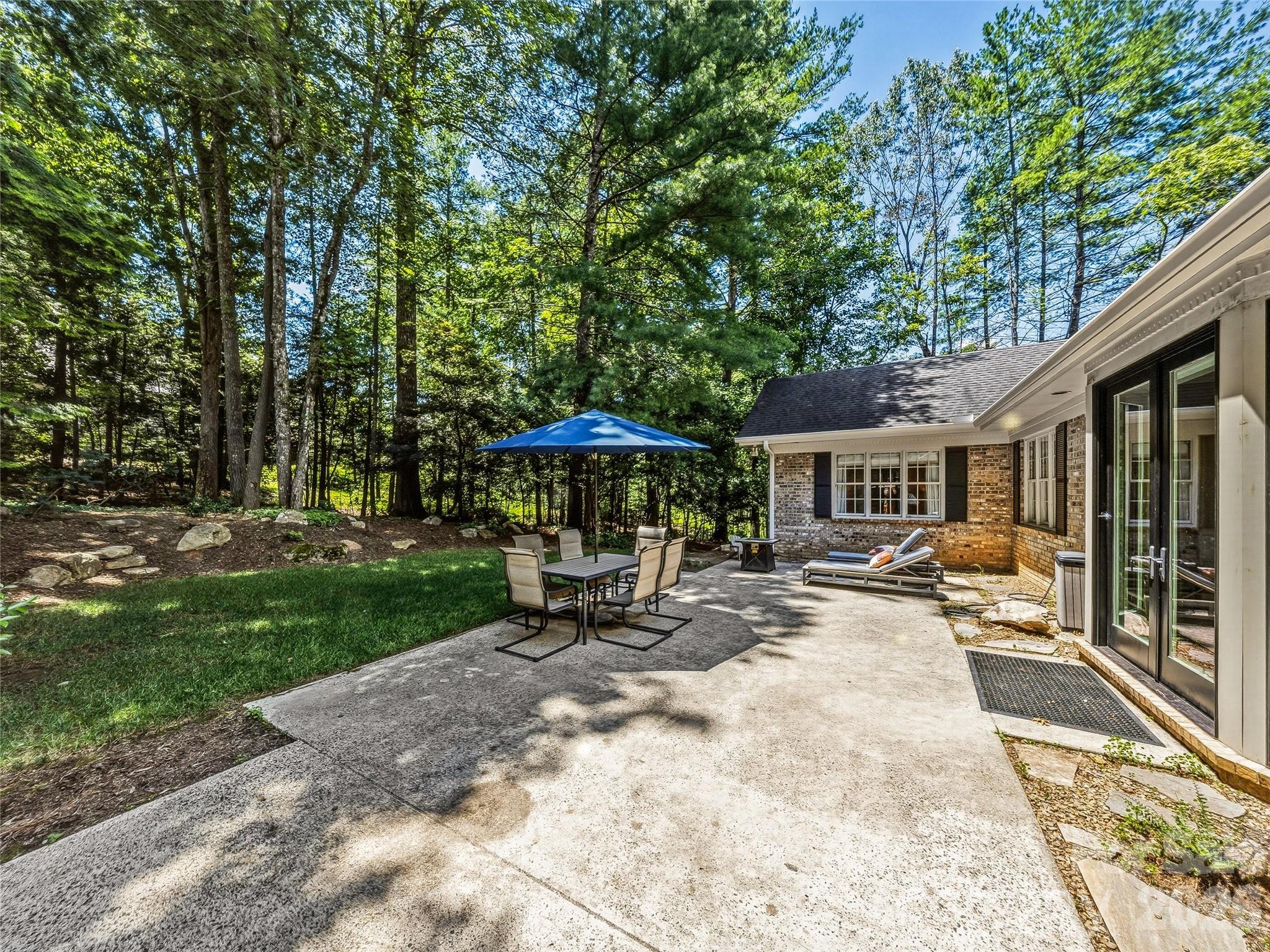 4 Hemlock Road Property Photo 42