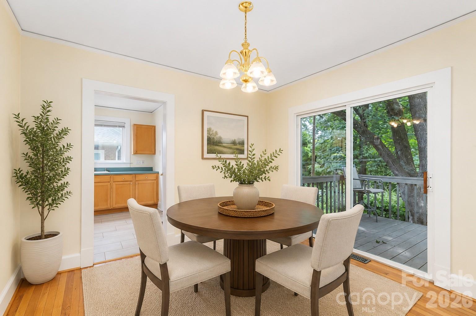3 Enka Oak Street Property Photo 13