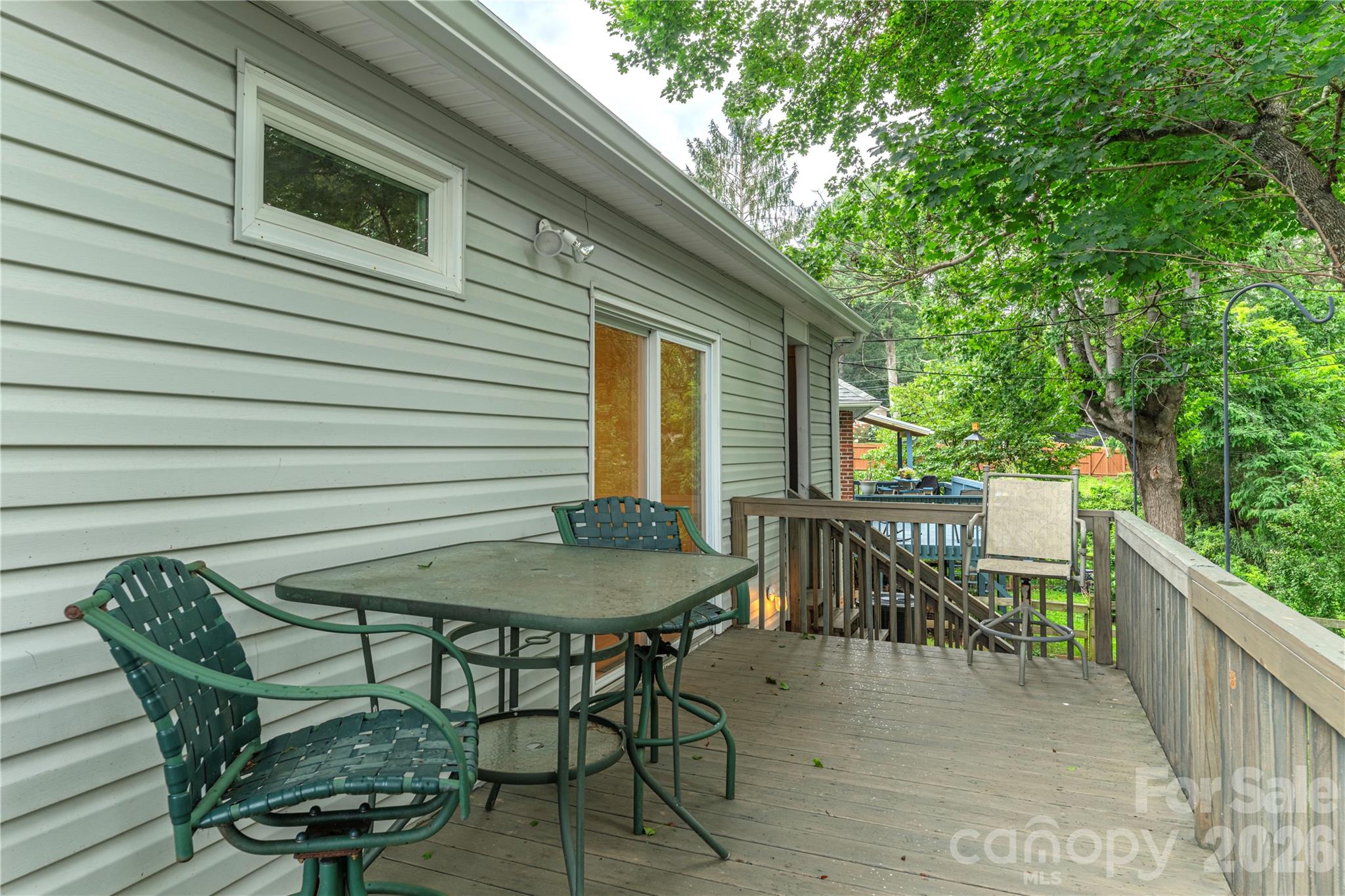 3 Enka Oak Street Property Photo 18