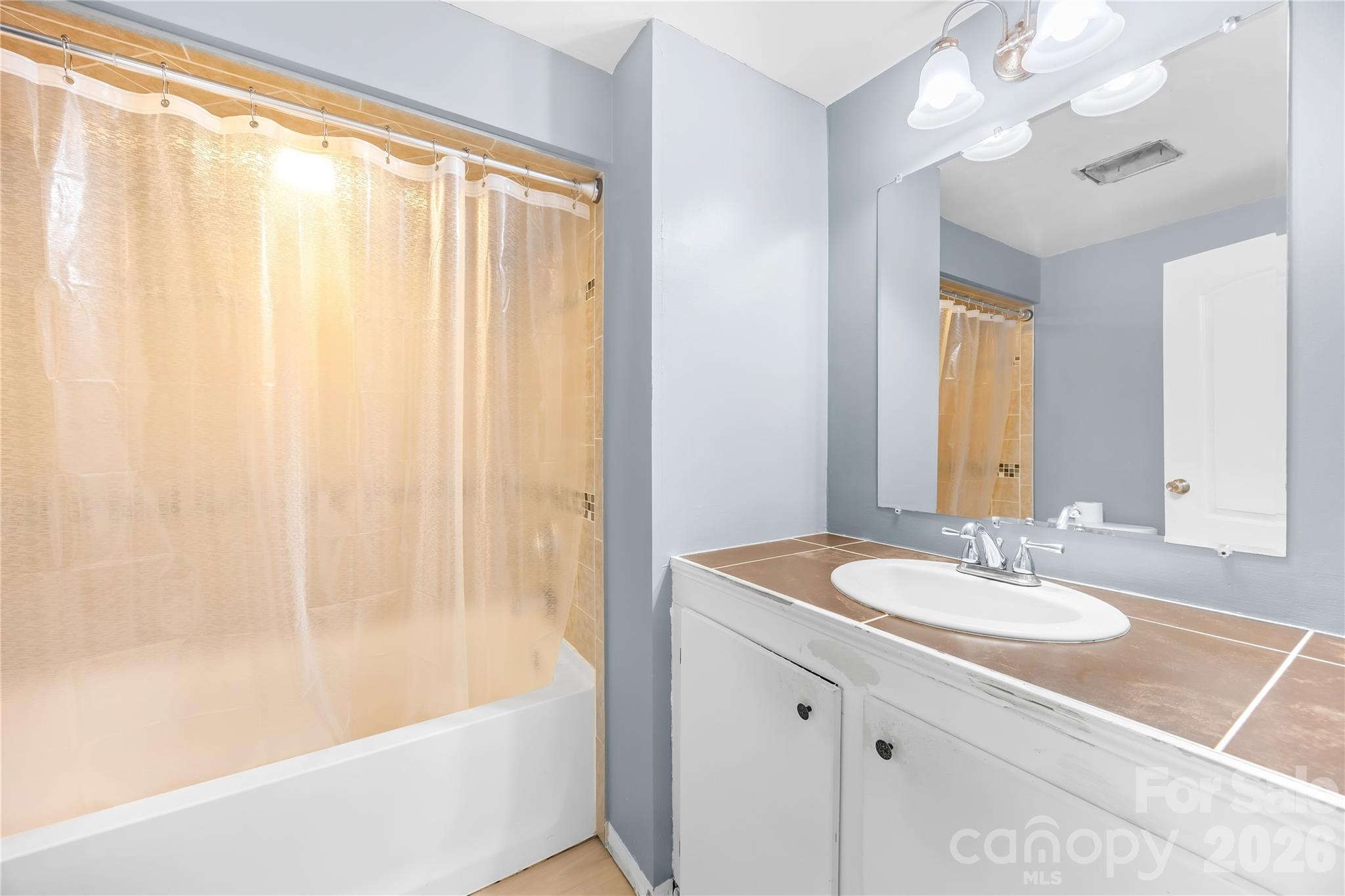 316 20th Avenue Property Photo 14