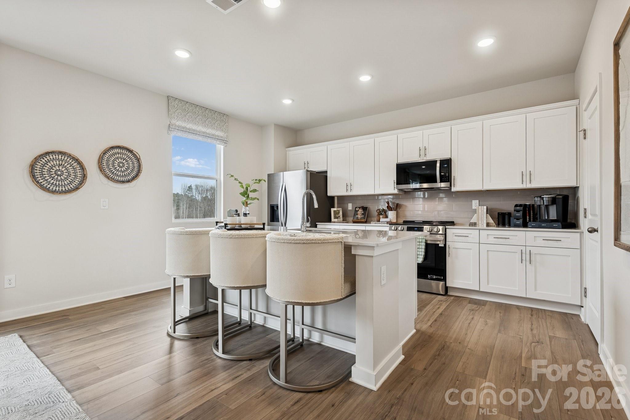 2748 Blue Sky Meadows Drive Property Photo 13