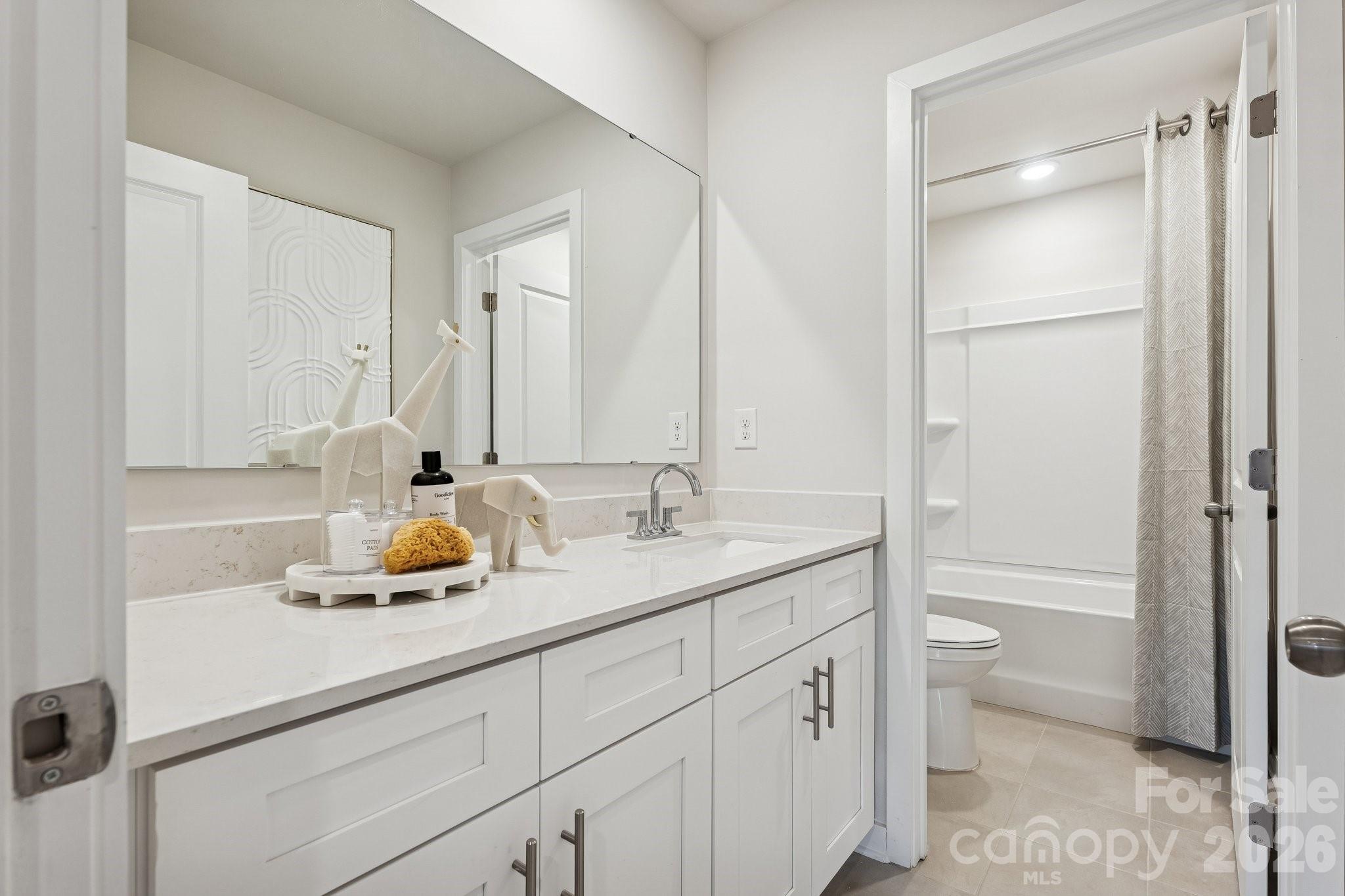 2748 Blue Sky Meadows Drive Property Photo 15