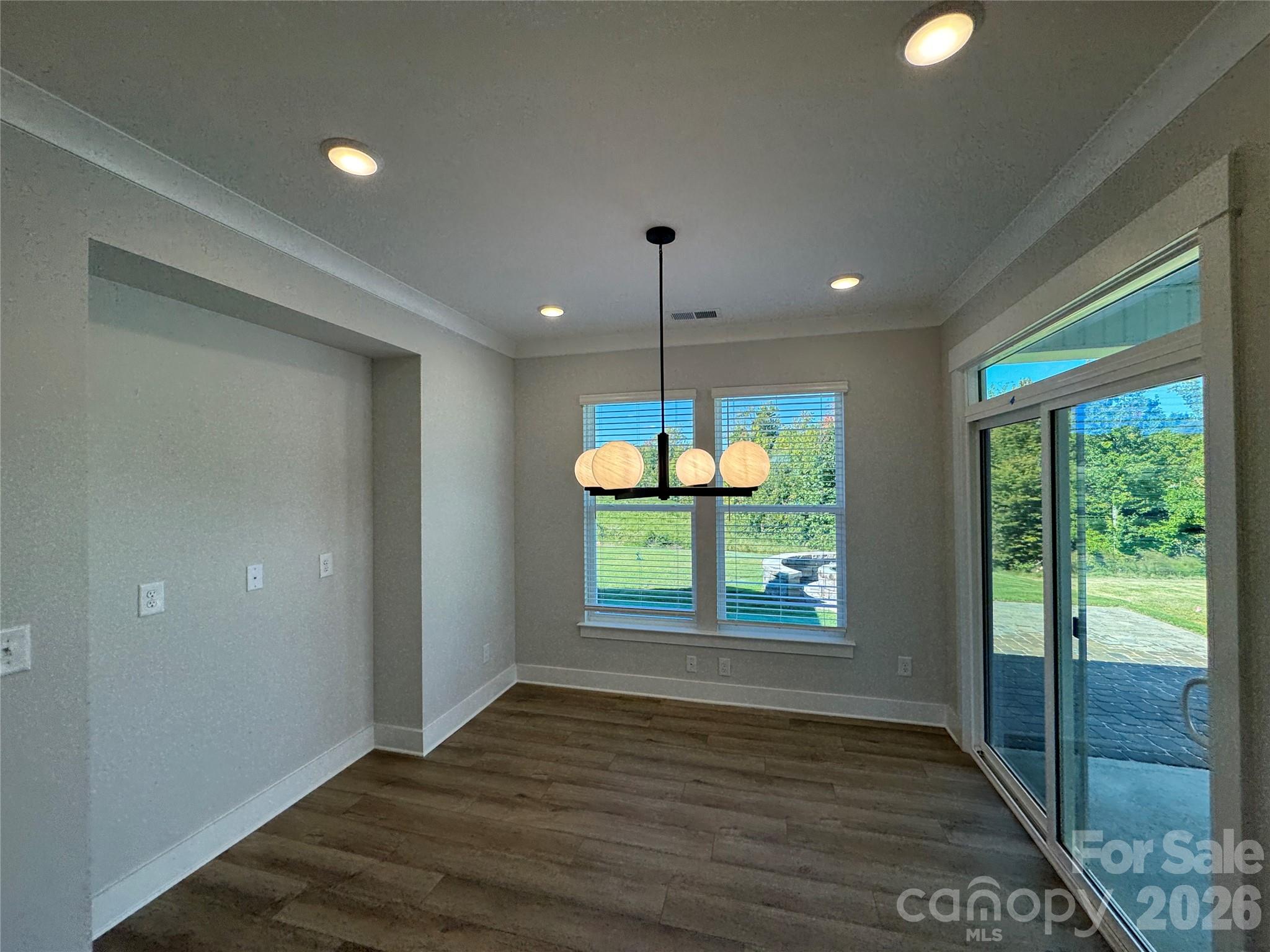1429 Ardmore Drive Property Photo 8