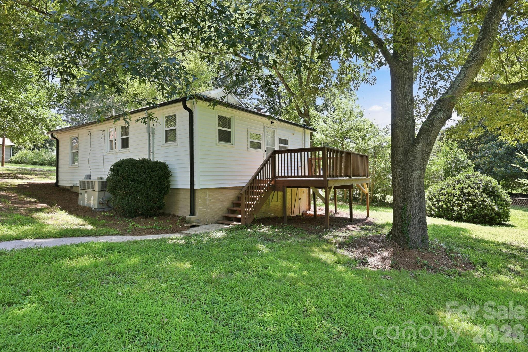 74 Pinecrest Drive Property Photo 13