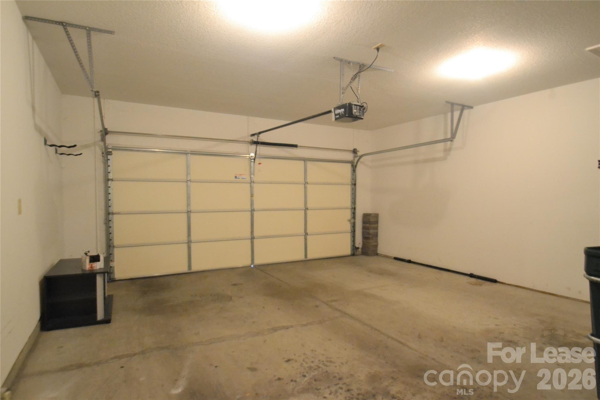 8035 Sultana Circle Property Photo 10