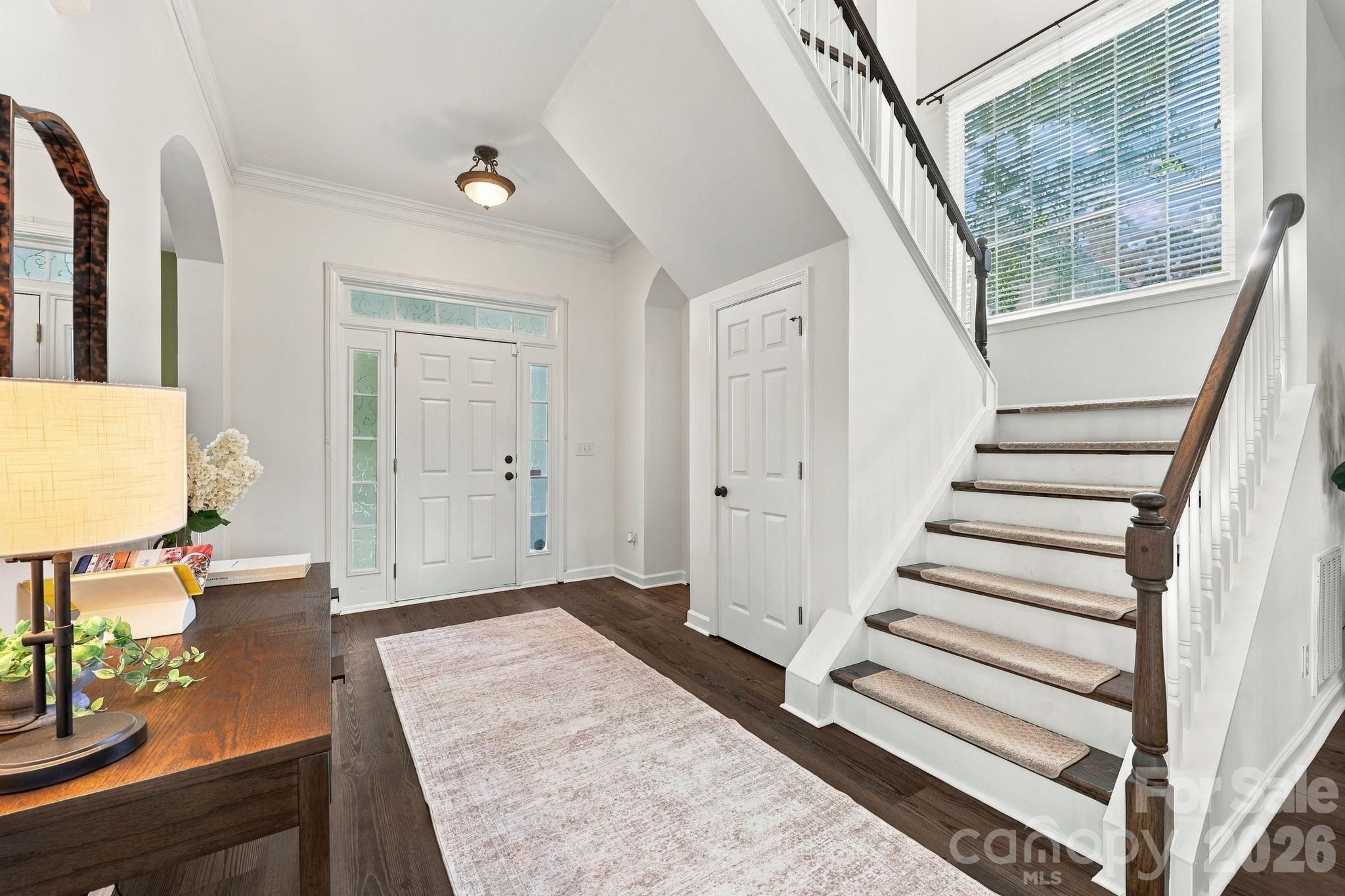 5601 Underwood Avenue Property Photo 7