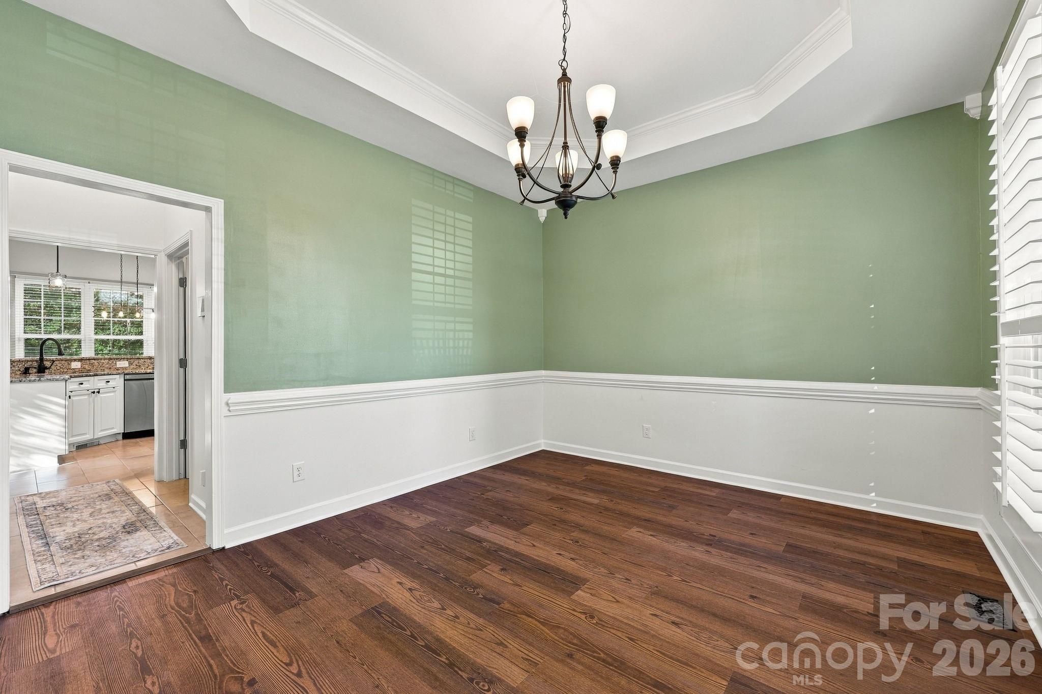 5601 Underwood Avenue Property Photo 11