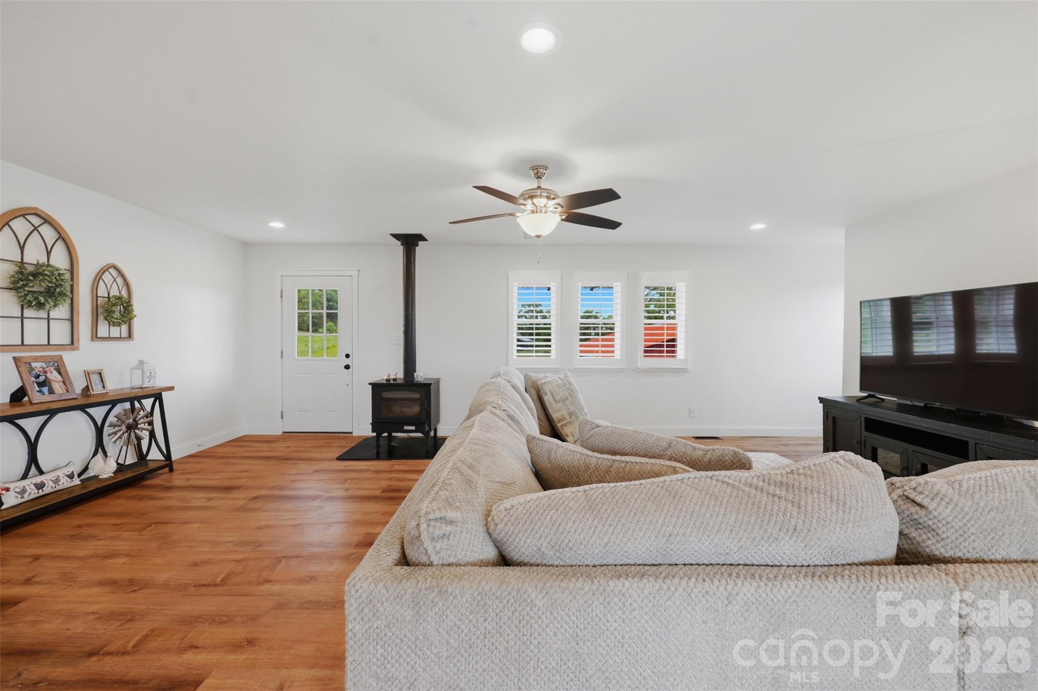 1127 Black Oak Ridge Road Property Photo 7