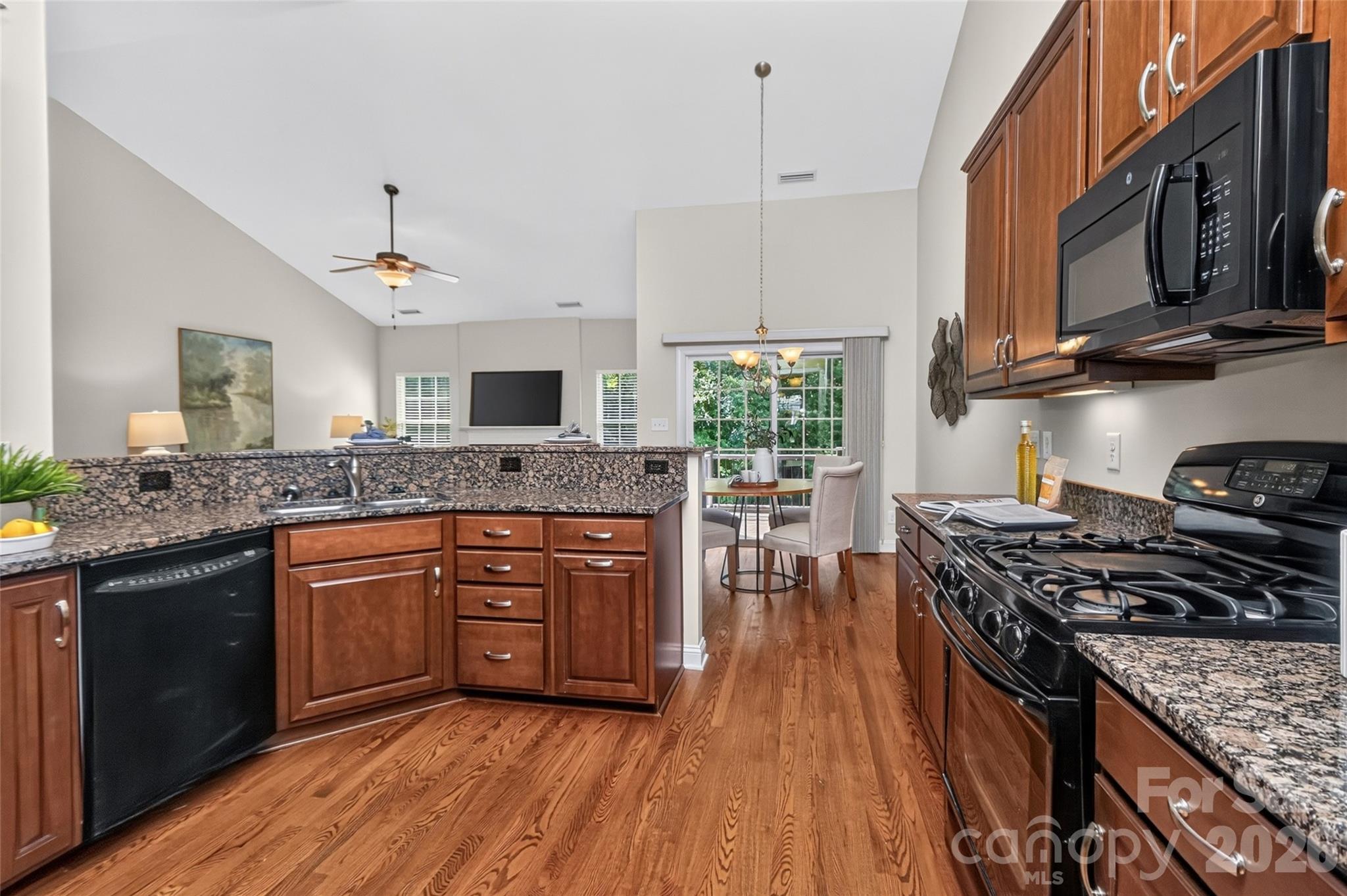 1205 Williamstown Road Property Photo 10