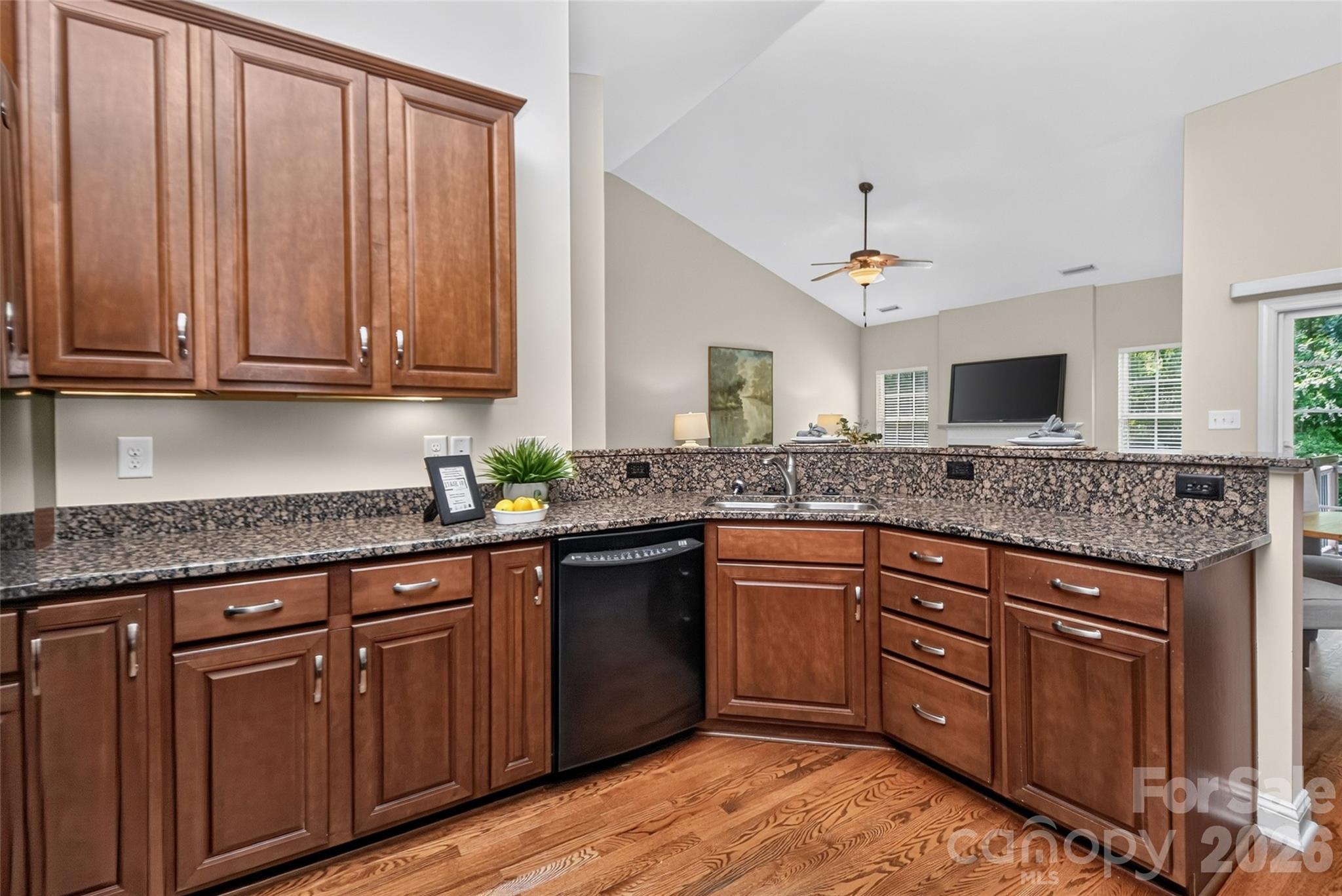 1205 Williamstown Road Property Photo 11