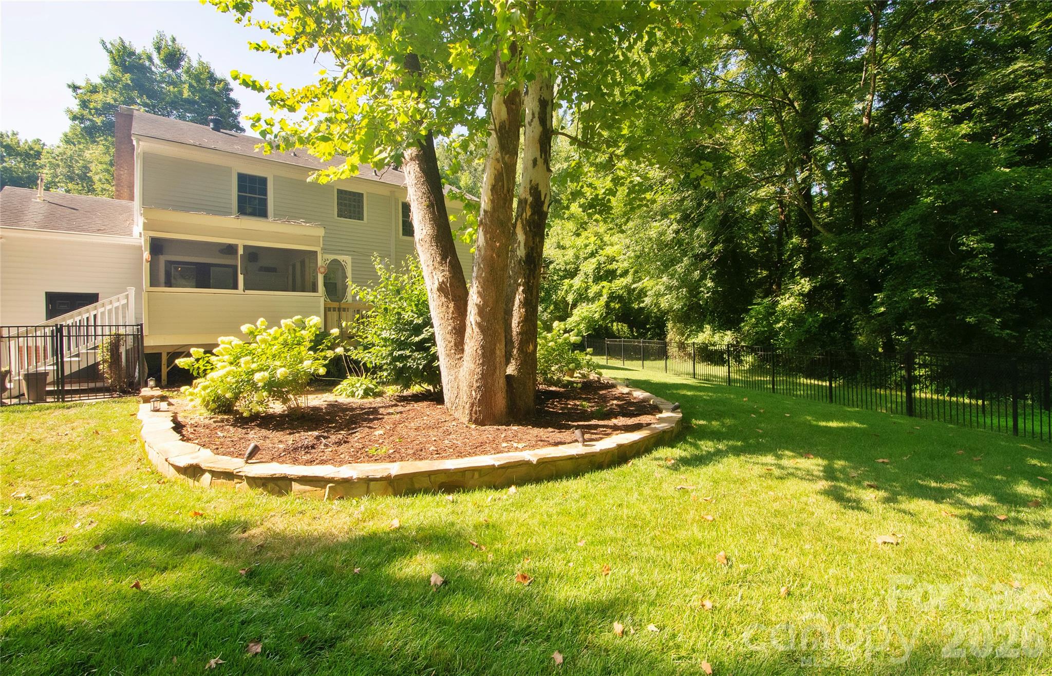 8301 Abercorn Lane Property Photo 35