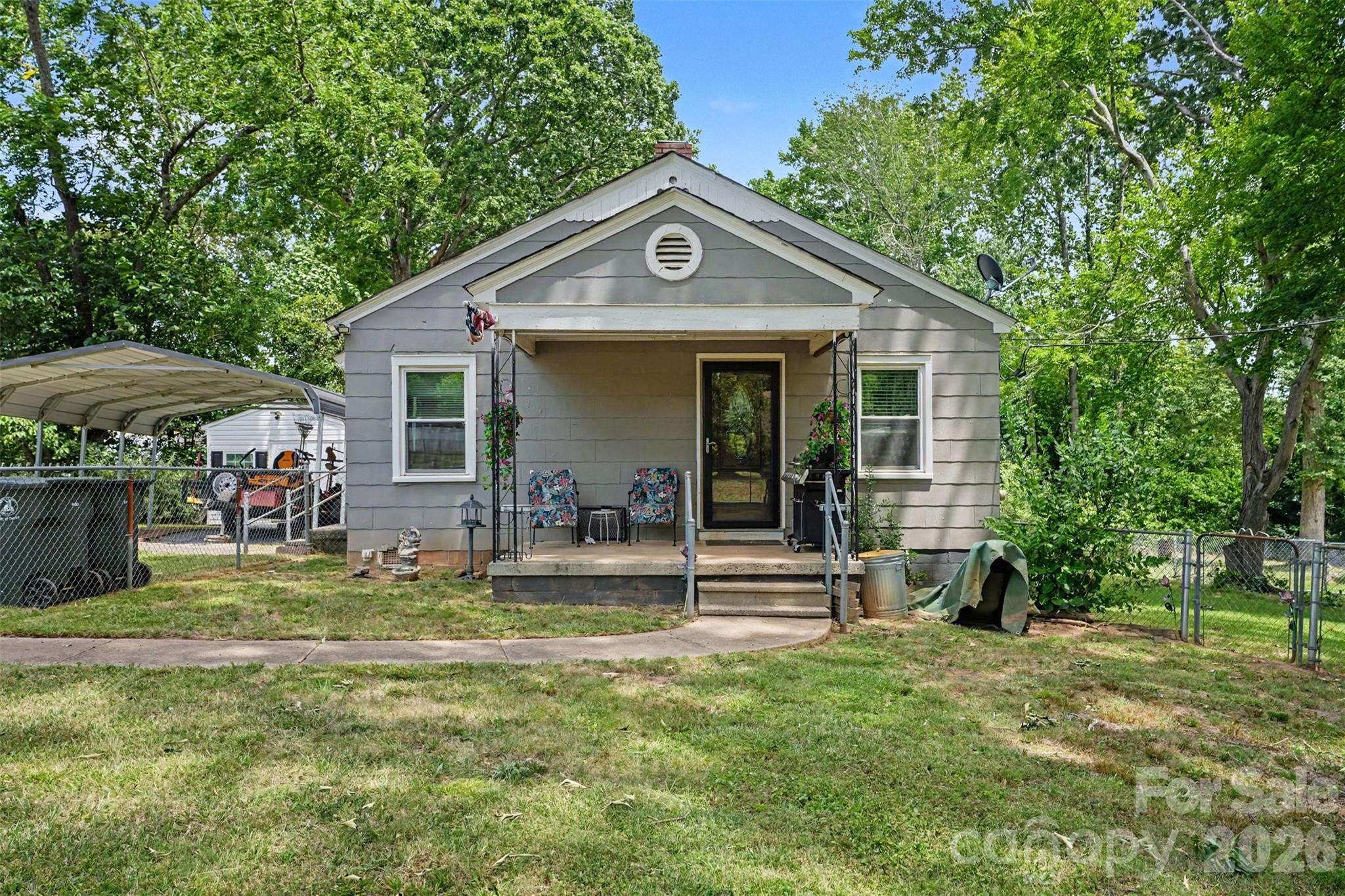 109 S Pine Street Property Photo 1