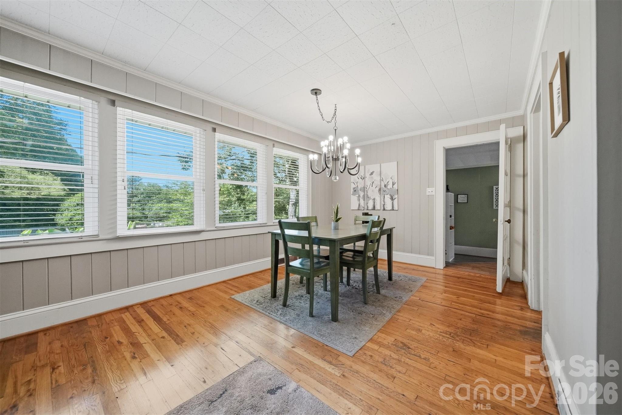 321 16th Avenue Property Photo 5