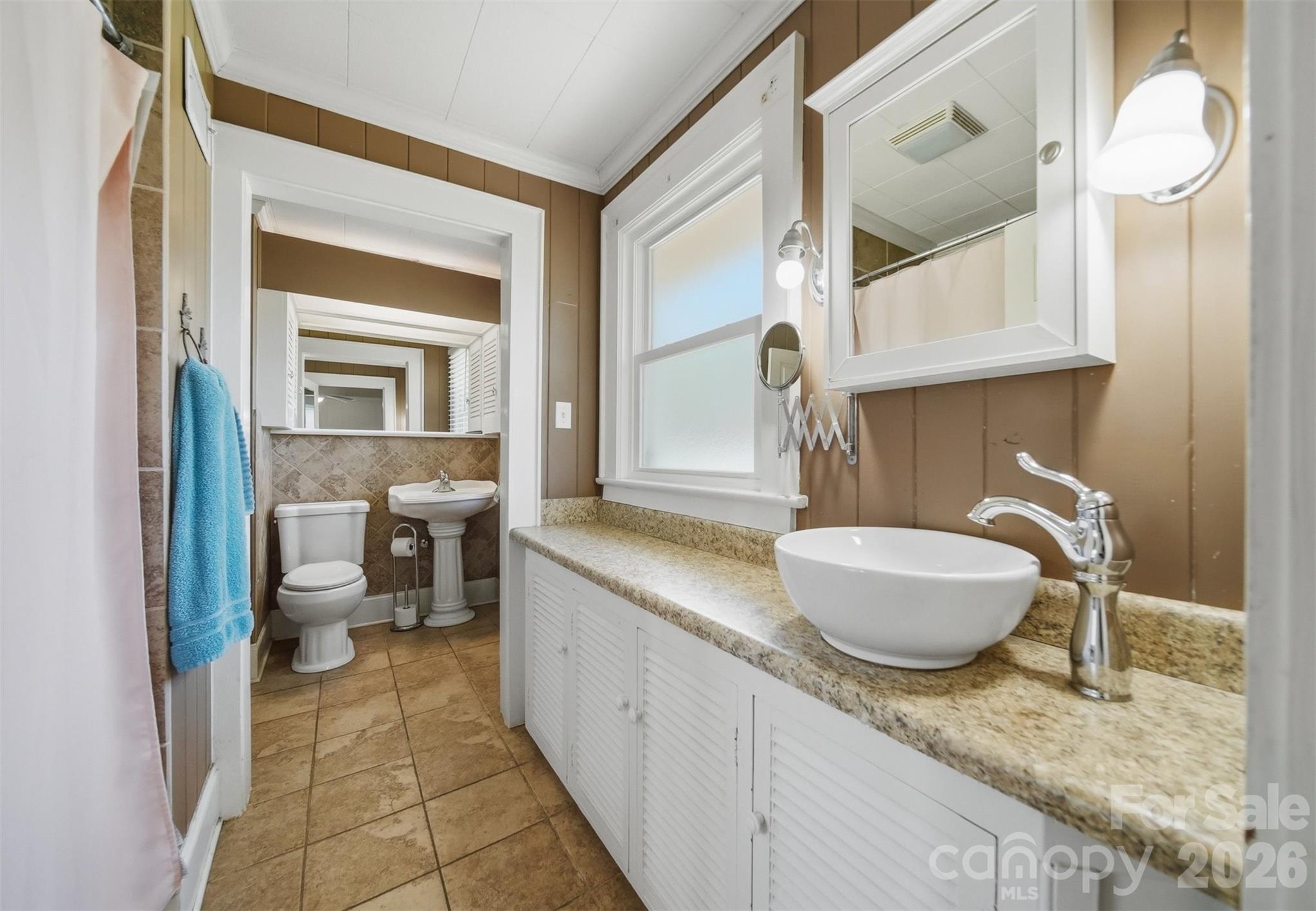 321 16th Avenue Property Photo 11