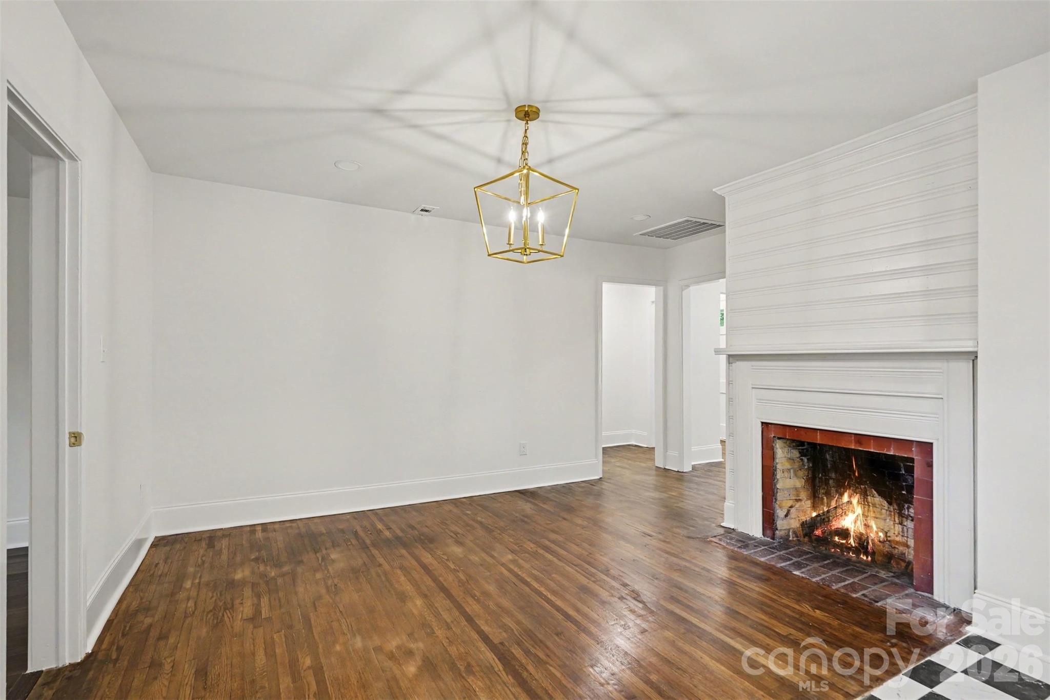 601 Marion Sims Drive Property Photo 7