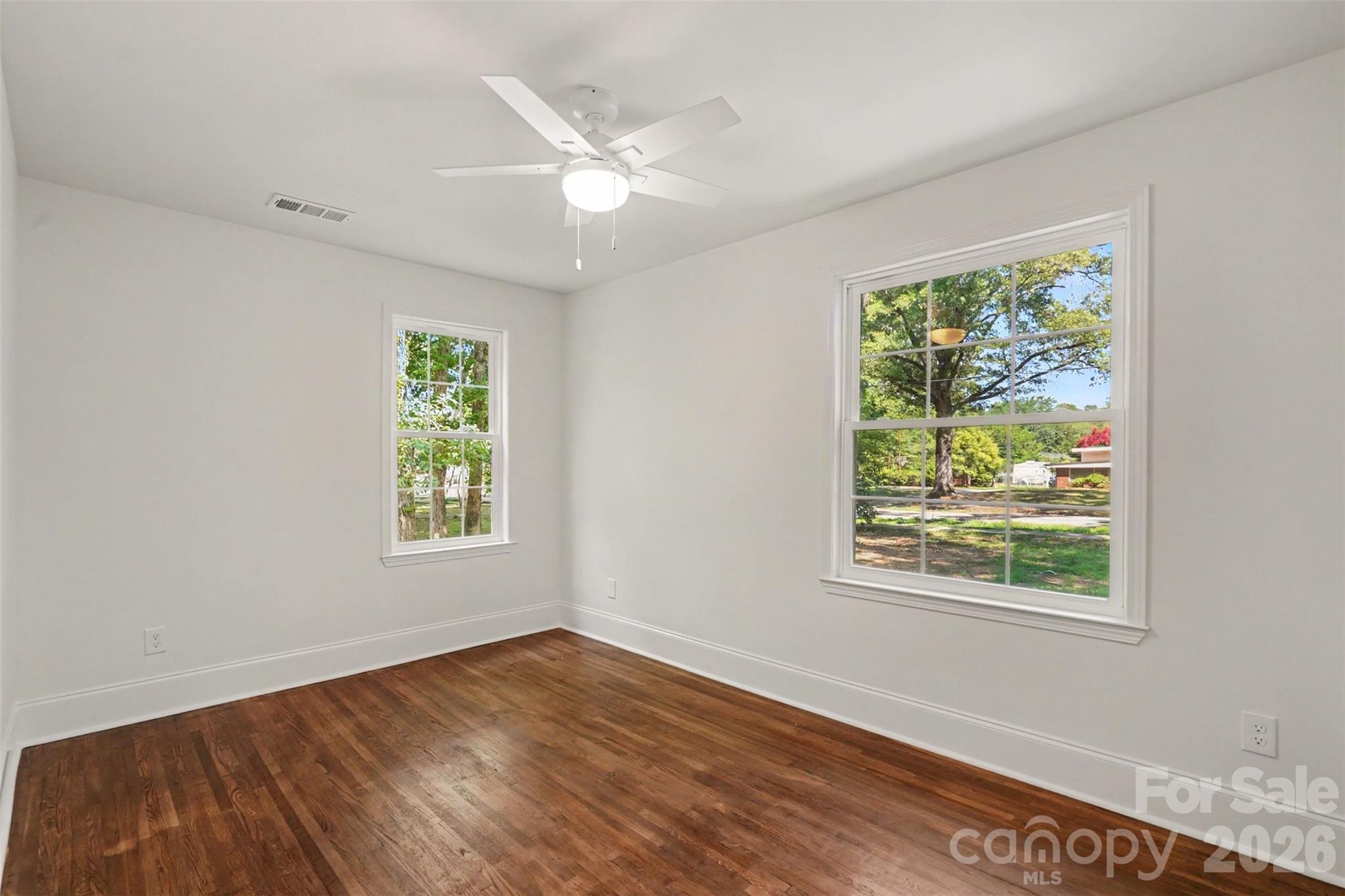 601 Marion Sims Drive Property Photo 12