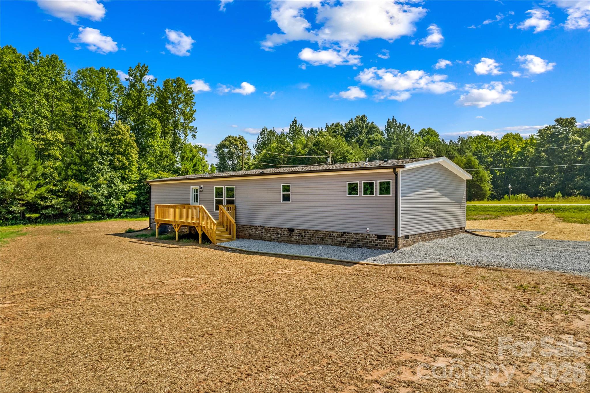 1080 E Memorial Highway Property Photo 35