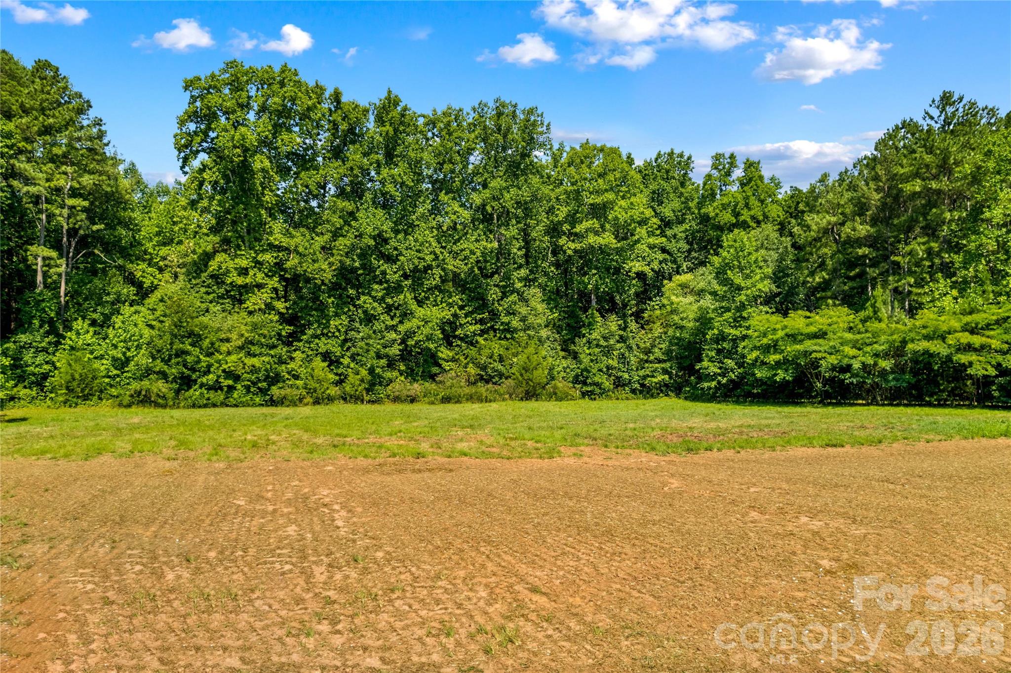 1080 E Memorial Highway Property Photo 36