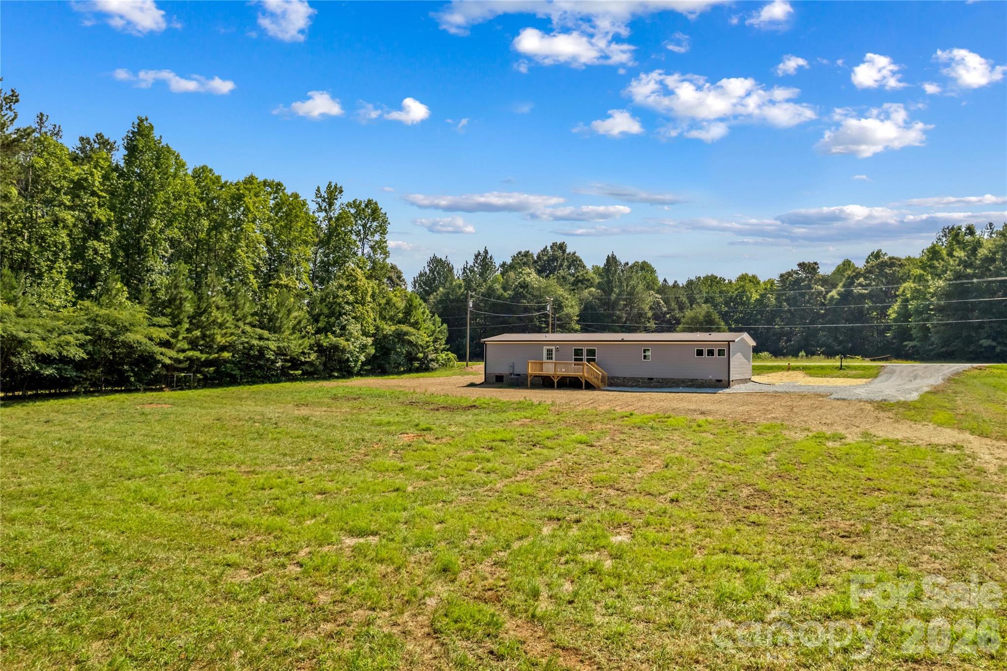 1080 E Memorial Highway Property Photo 37
