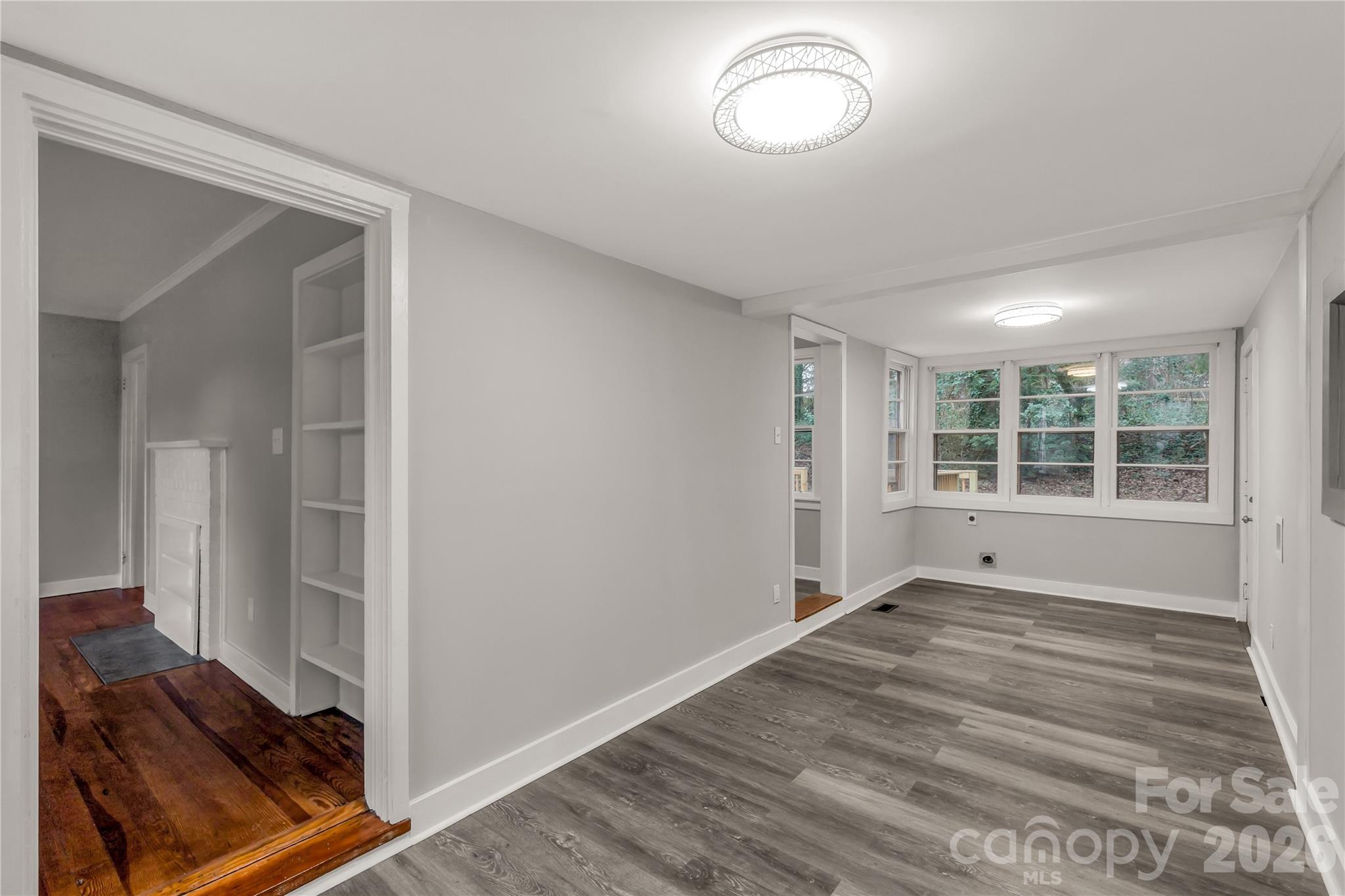 1250 Hampton Grace Avenue Property Photo 6