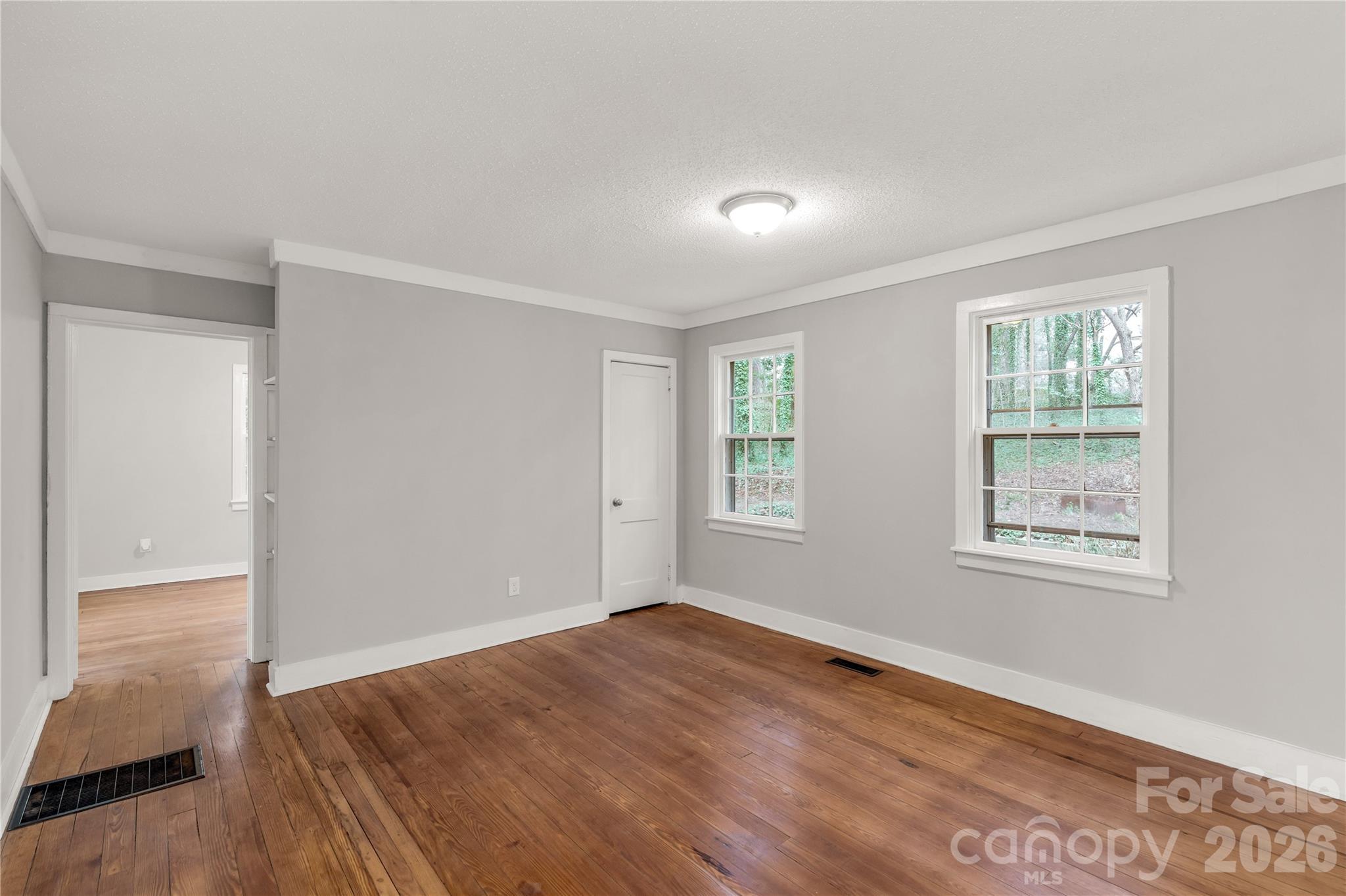 1250 Hampton Grace Avenue Property Photo 13