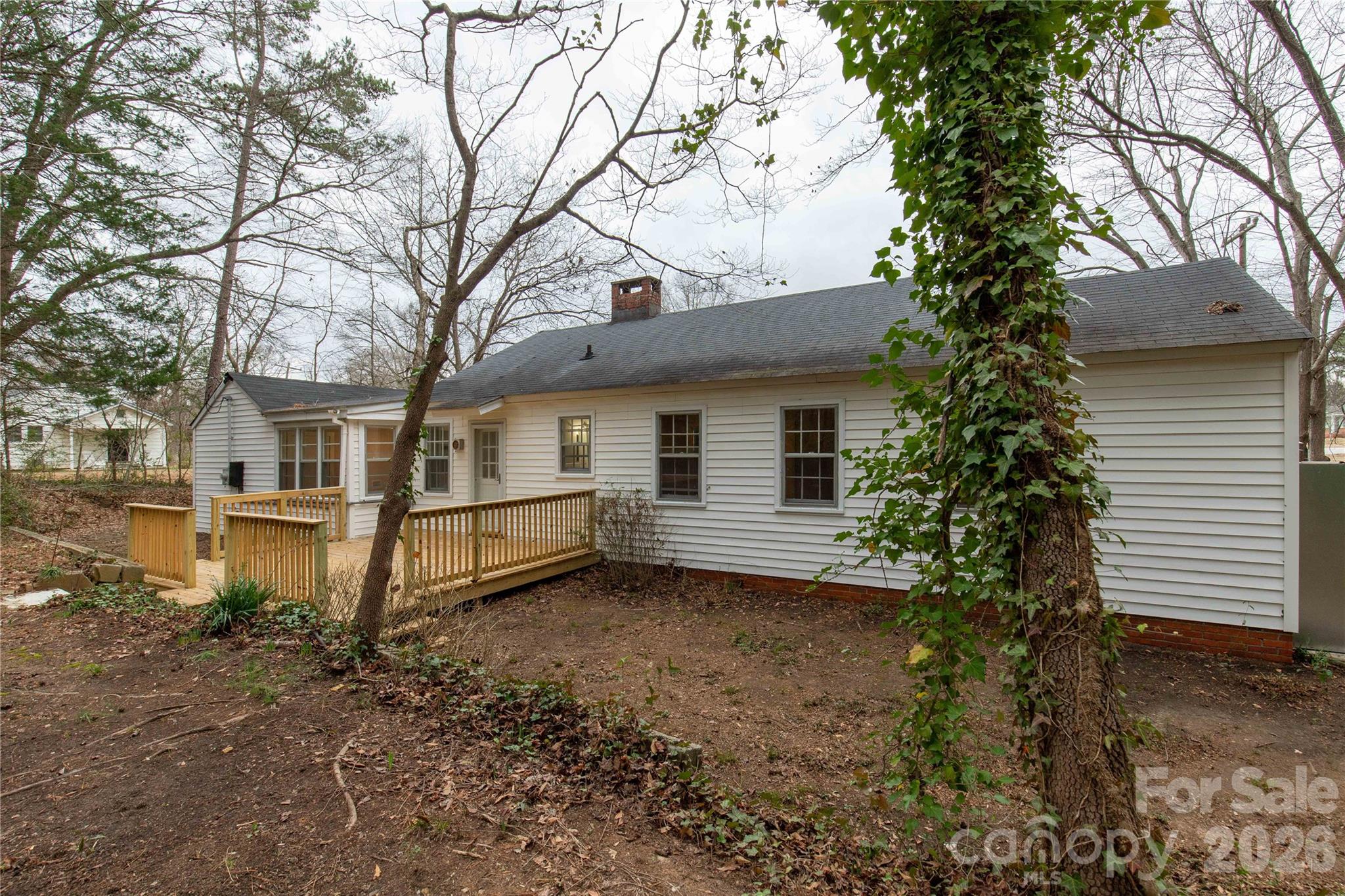 1250 Hampton Grace Avenue Property Photo 21
