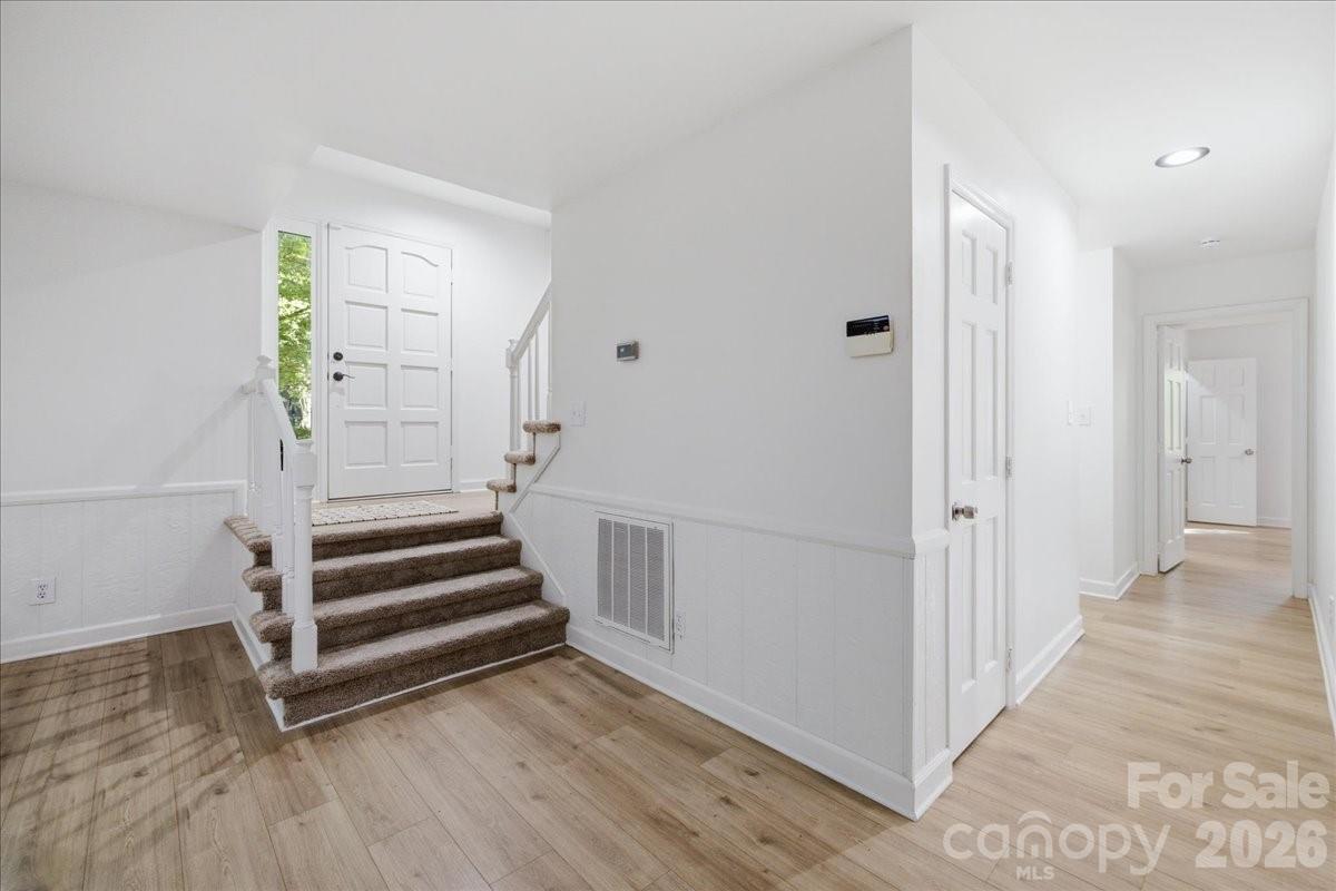 1107 Spring Fall Court Property Photo 9