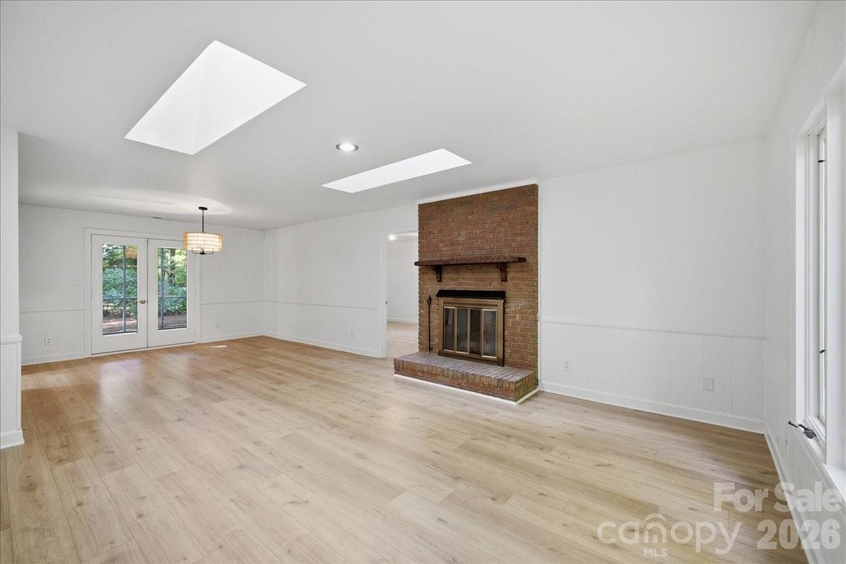 1107 Spring Fall Court Property Photo 10