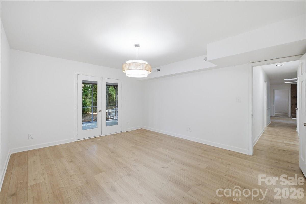 1107 Spring Fall Court Property Photo 32