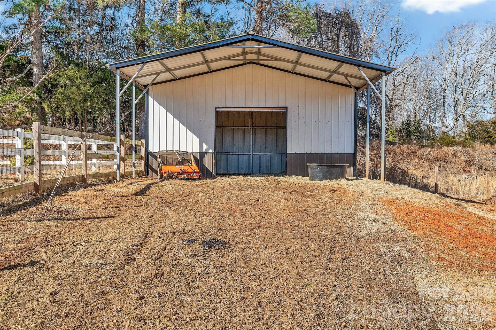 3433 Grey Road Property Photo 22