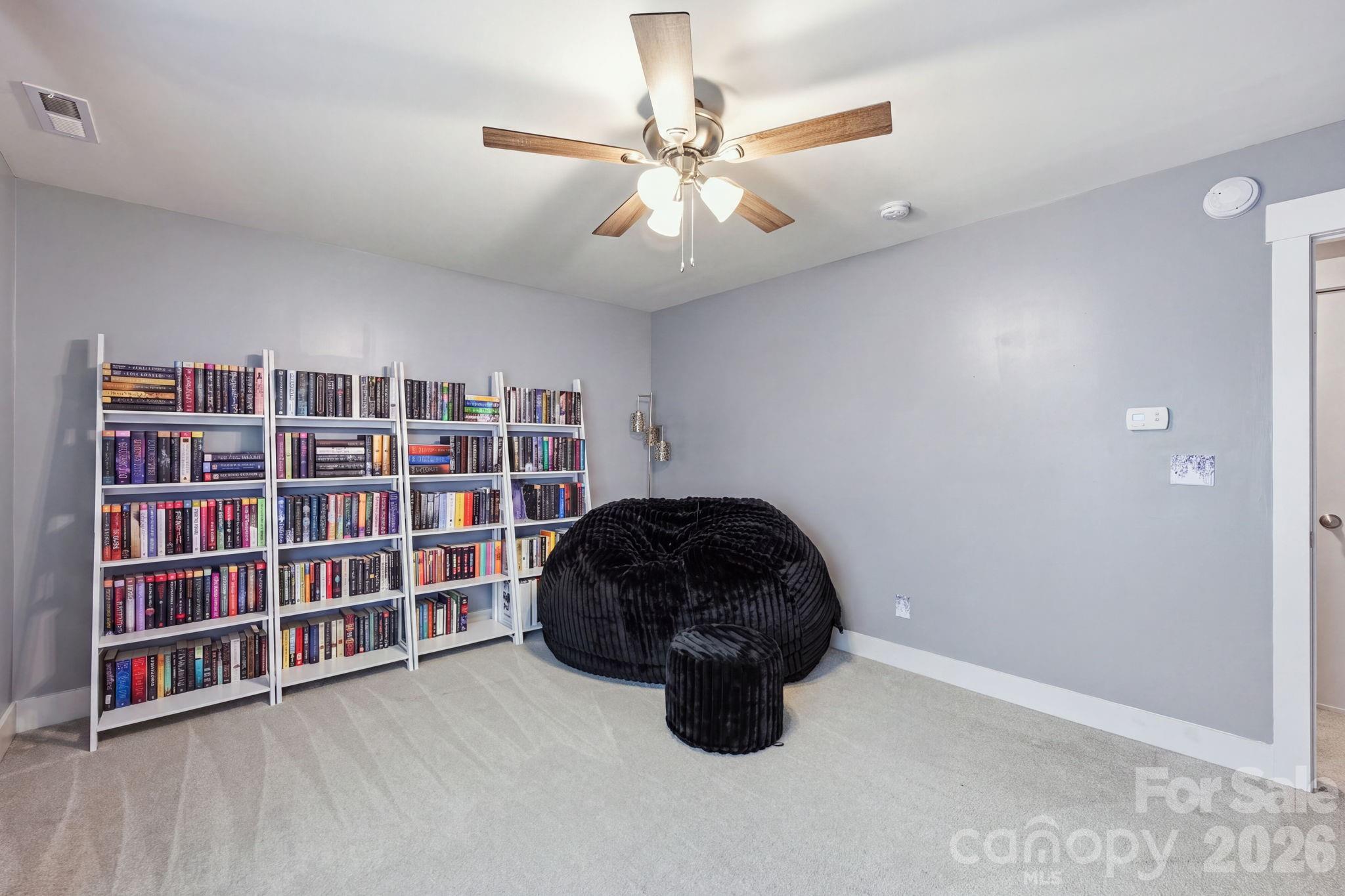 6957 Pin Oaks Drive Property Photo 33
