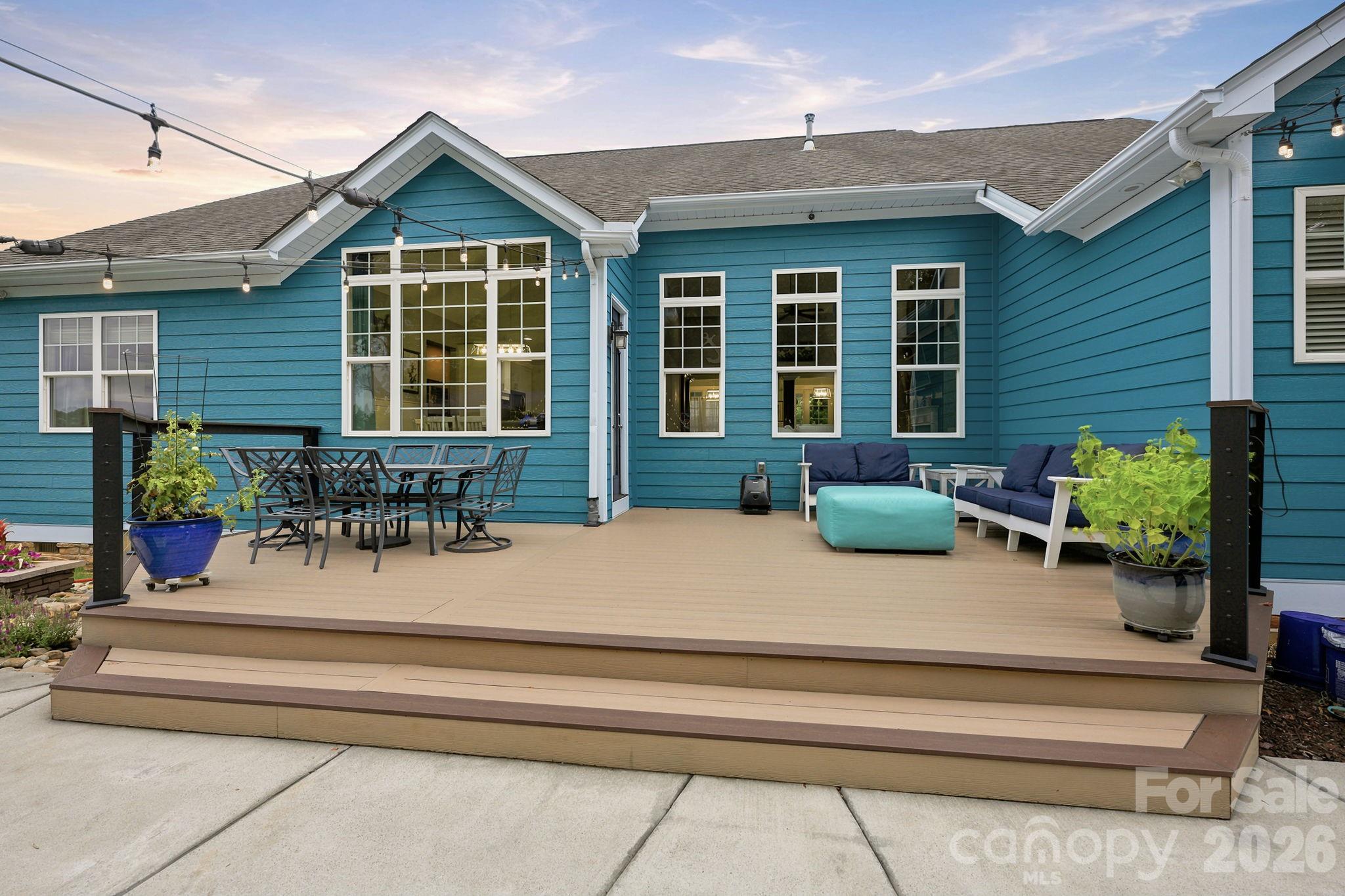 6957 Pin Oaks Drive Property Photo 39