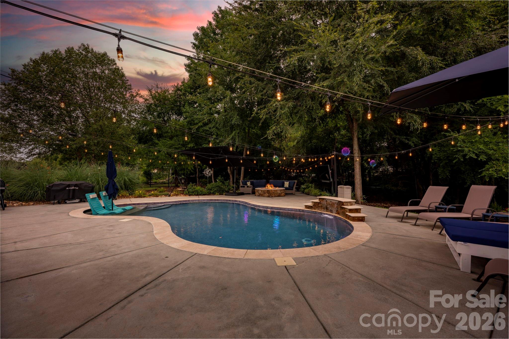 6957 Pin Oaks Drive Property Photo 41