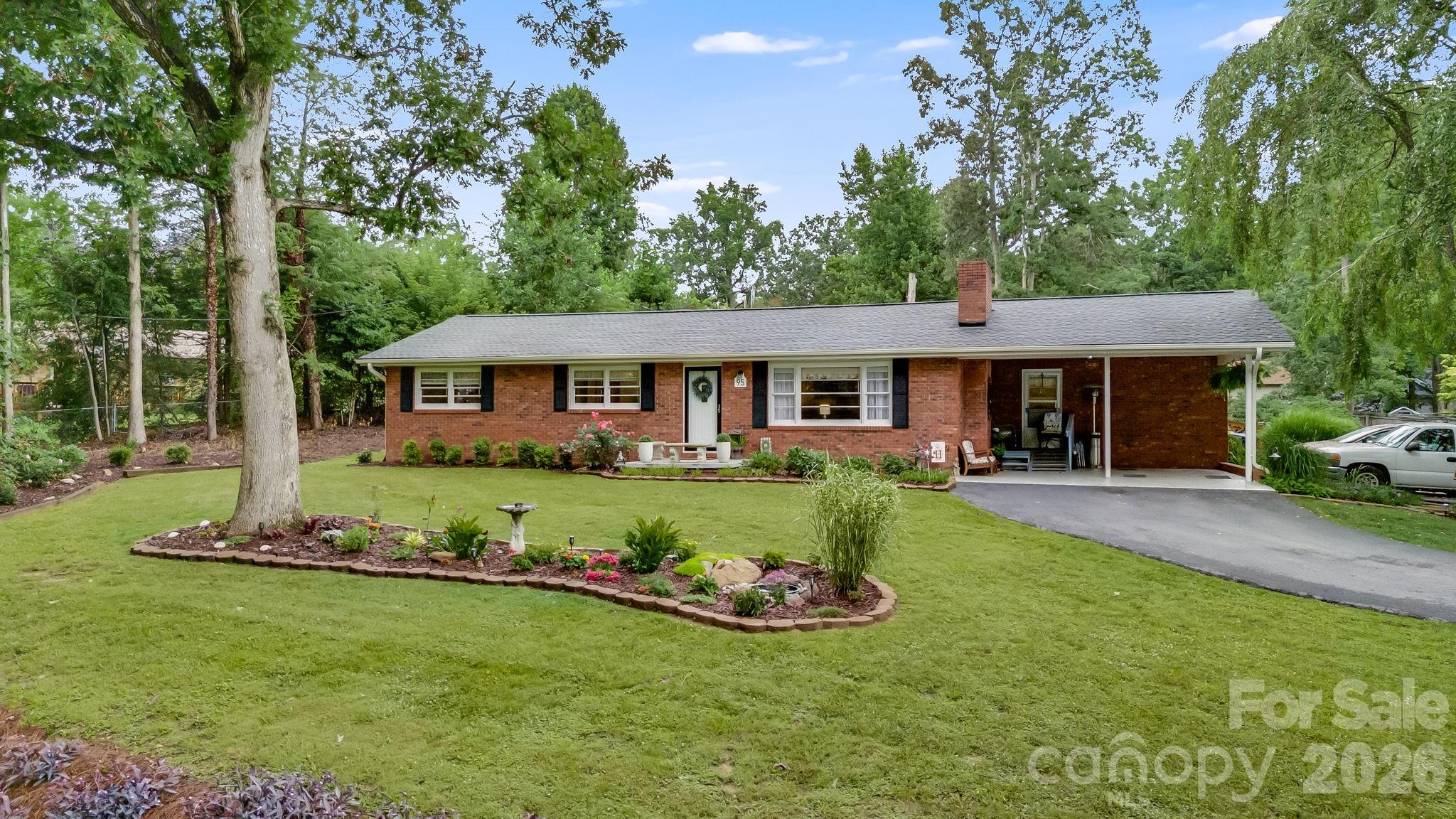 95 Pensacola Avenue Property Photo 1