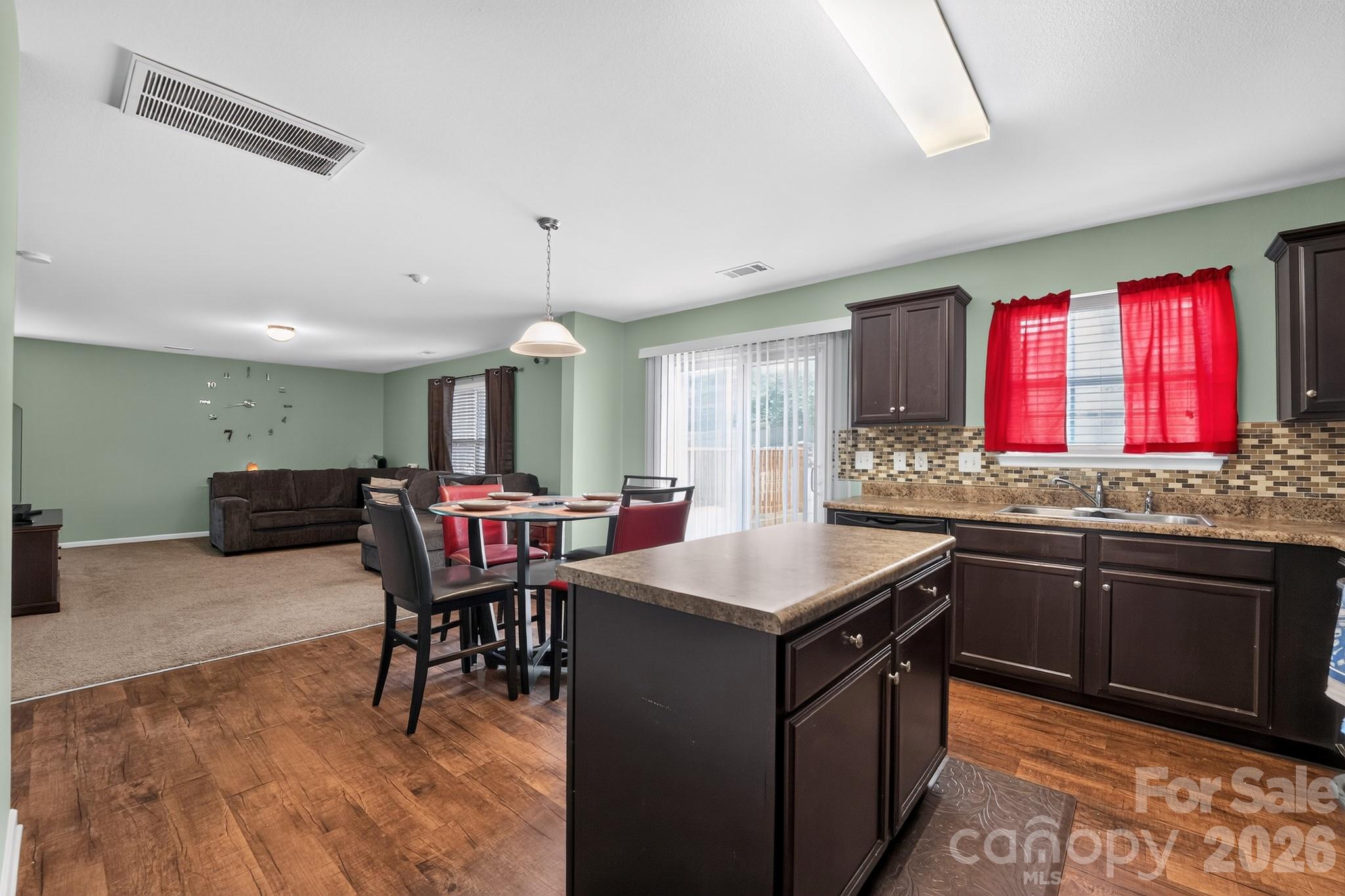 6937 Savannah Springs Drive Property Photo 11