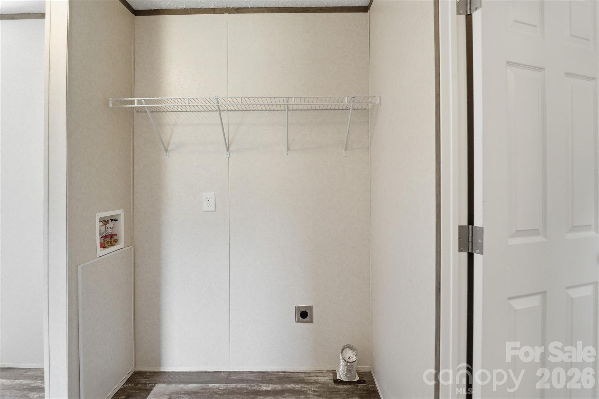 853 Nancys Place Property Photo 13