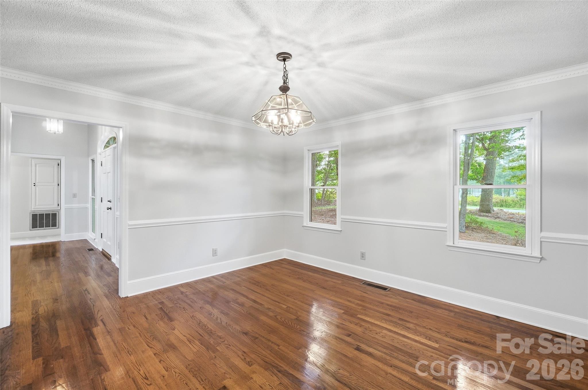 17047 Pond Road Property Photo 9