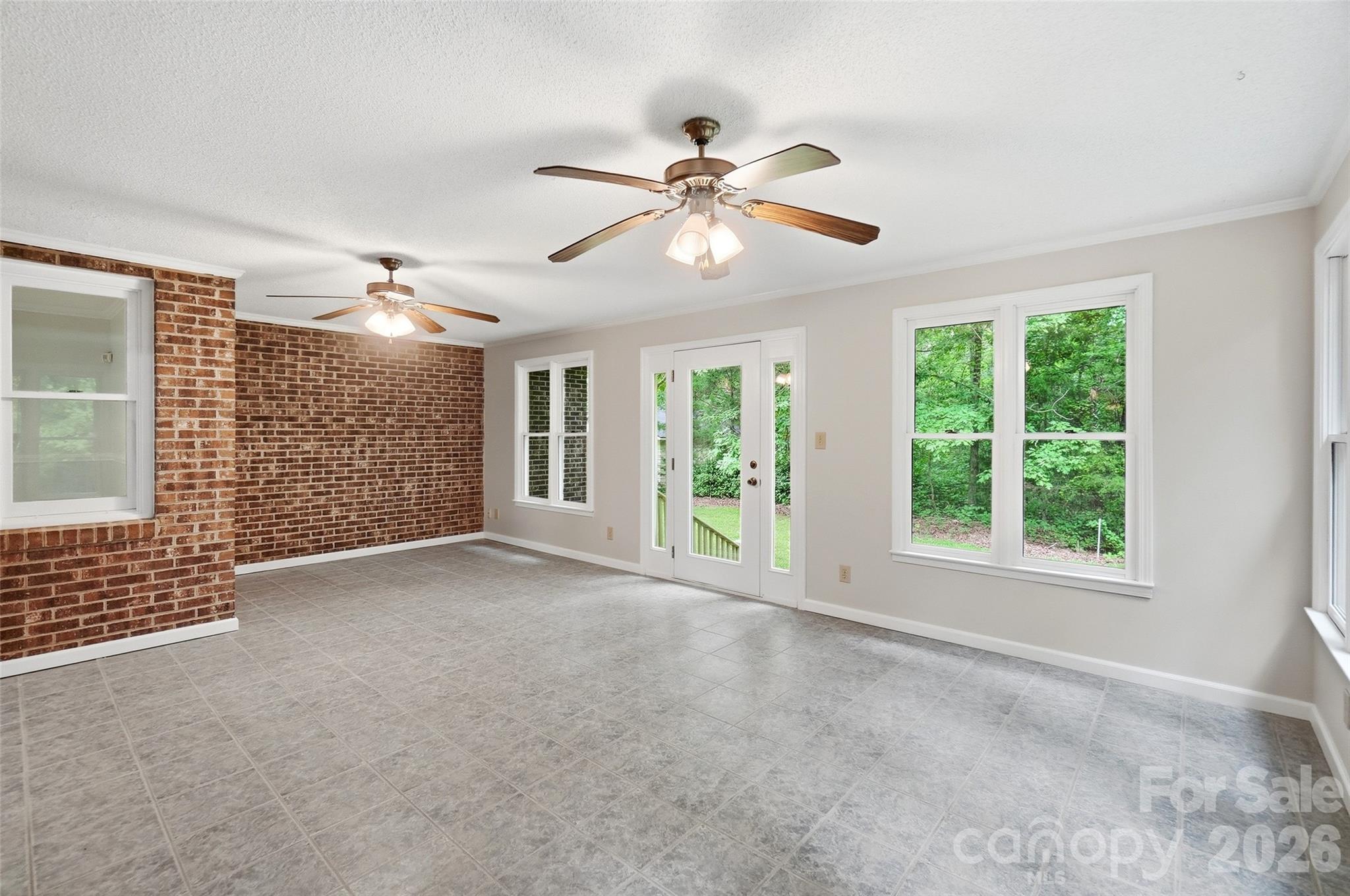 17047 Pond Road Property Photo 17