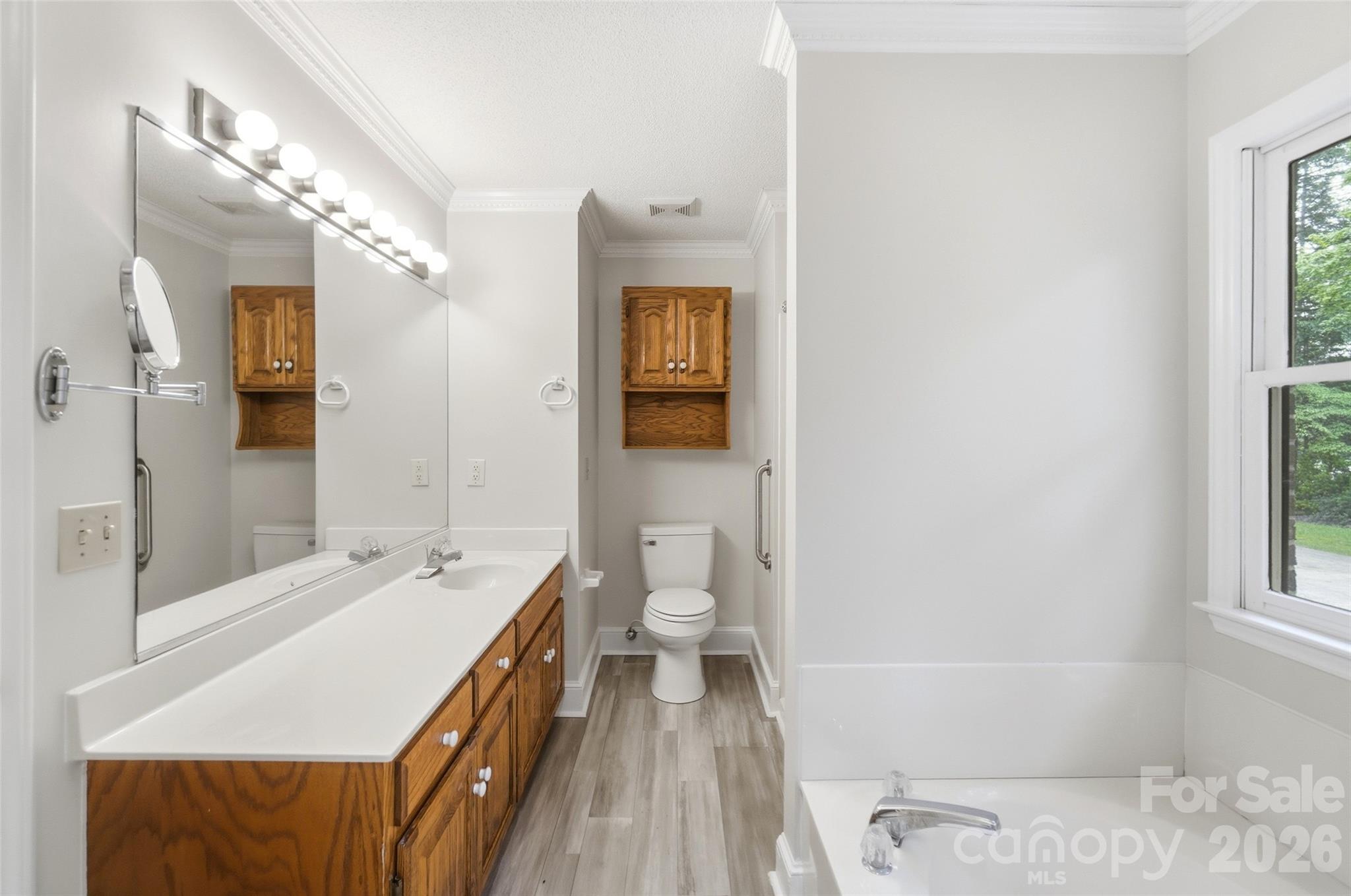 17047 Pond Road Property Photo 21