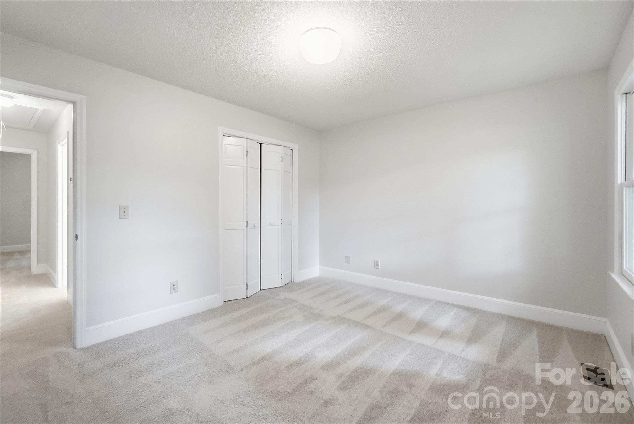 17047 Pond Road Property Photo 23