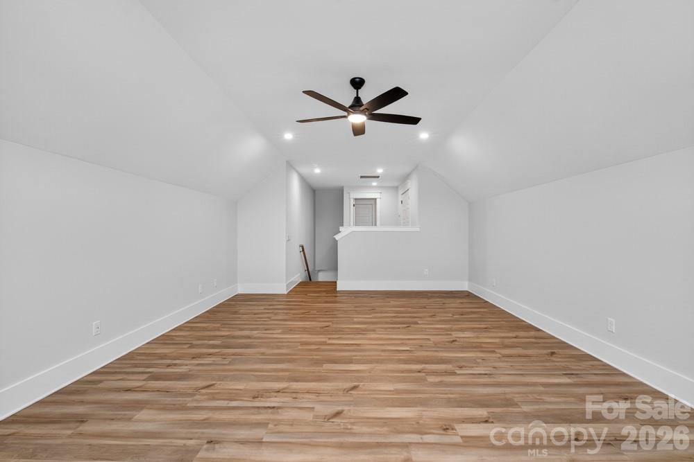 1652 Dresden Drive Property Photo 15