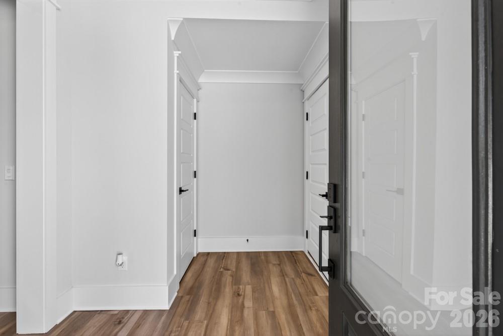 1652 Dresden Drive Property Photo 16