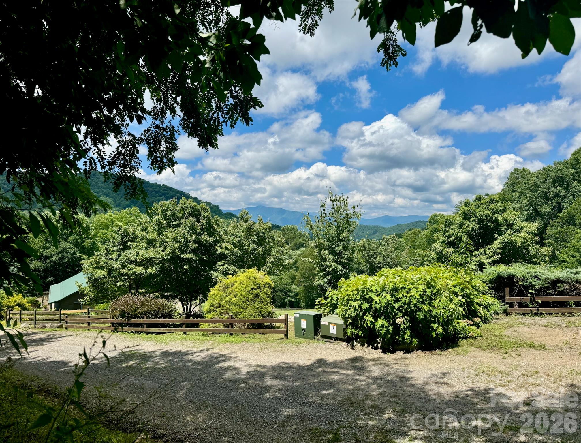 35 Flying Hawk Way Property Photo 10