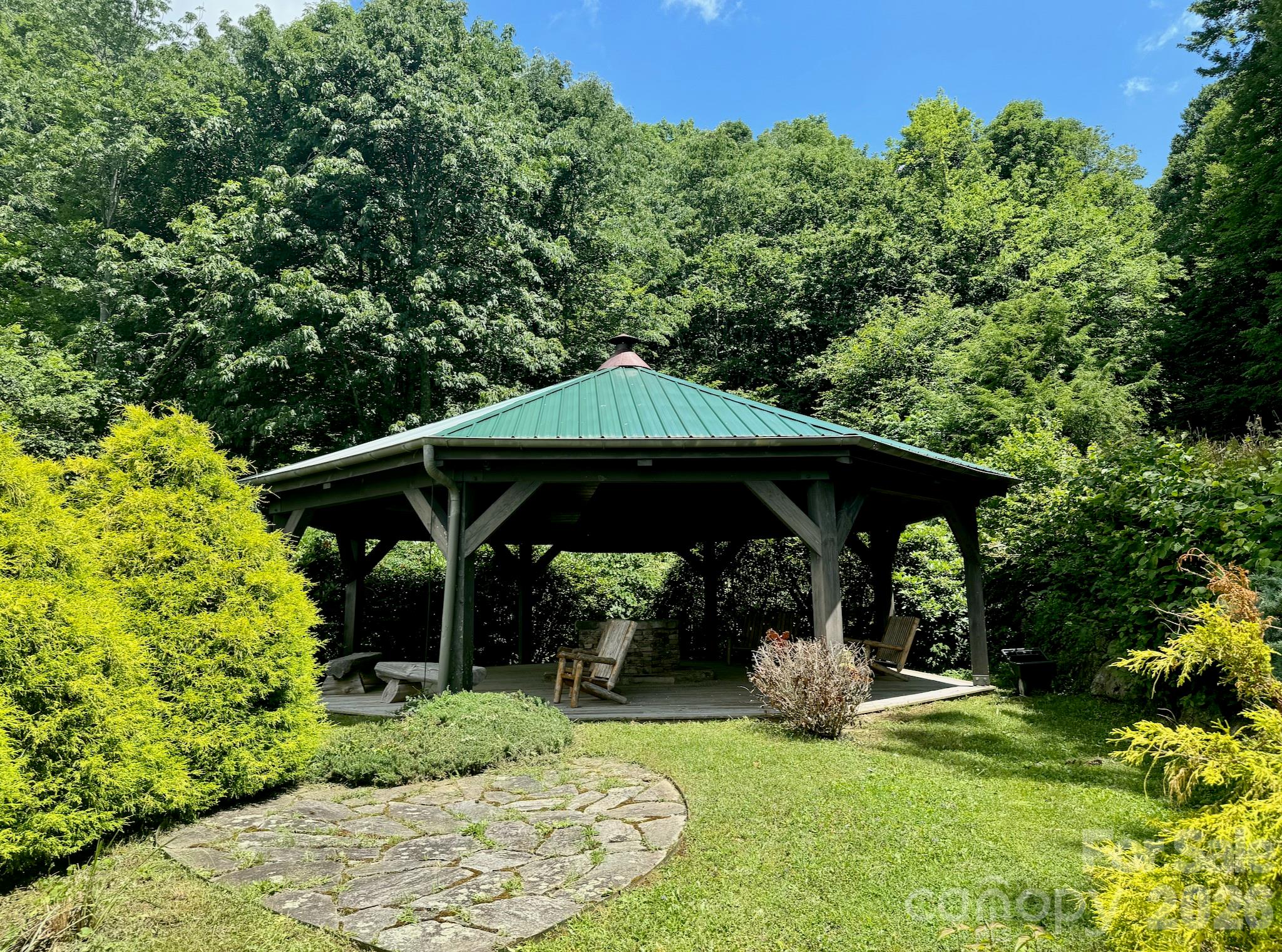 35 Flying Hawk Way Property Photo 20