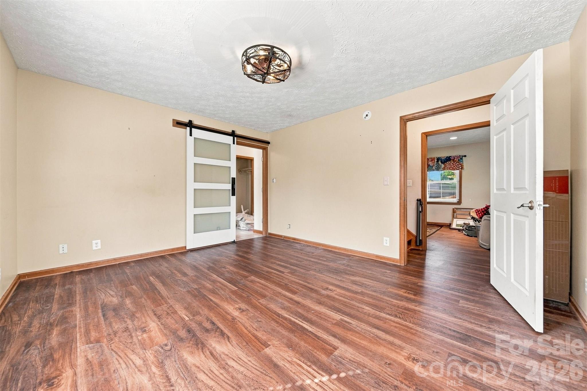 1261 Davis Road Property Photo 14