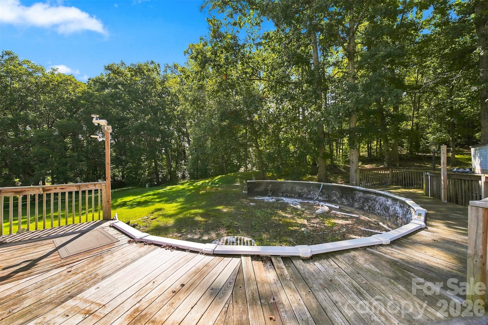 1261 Davis Road Property Photo 32